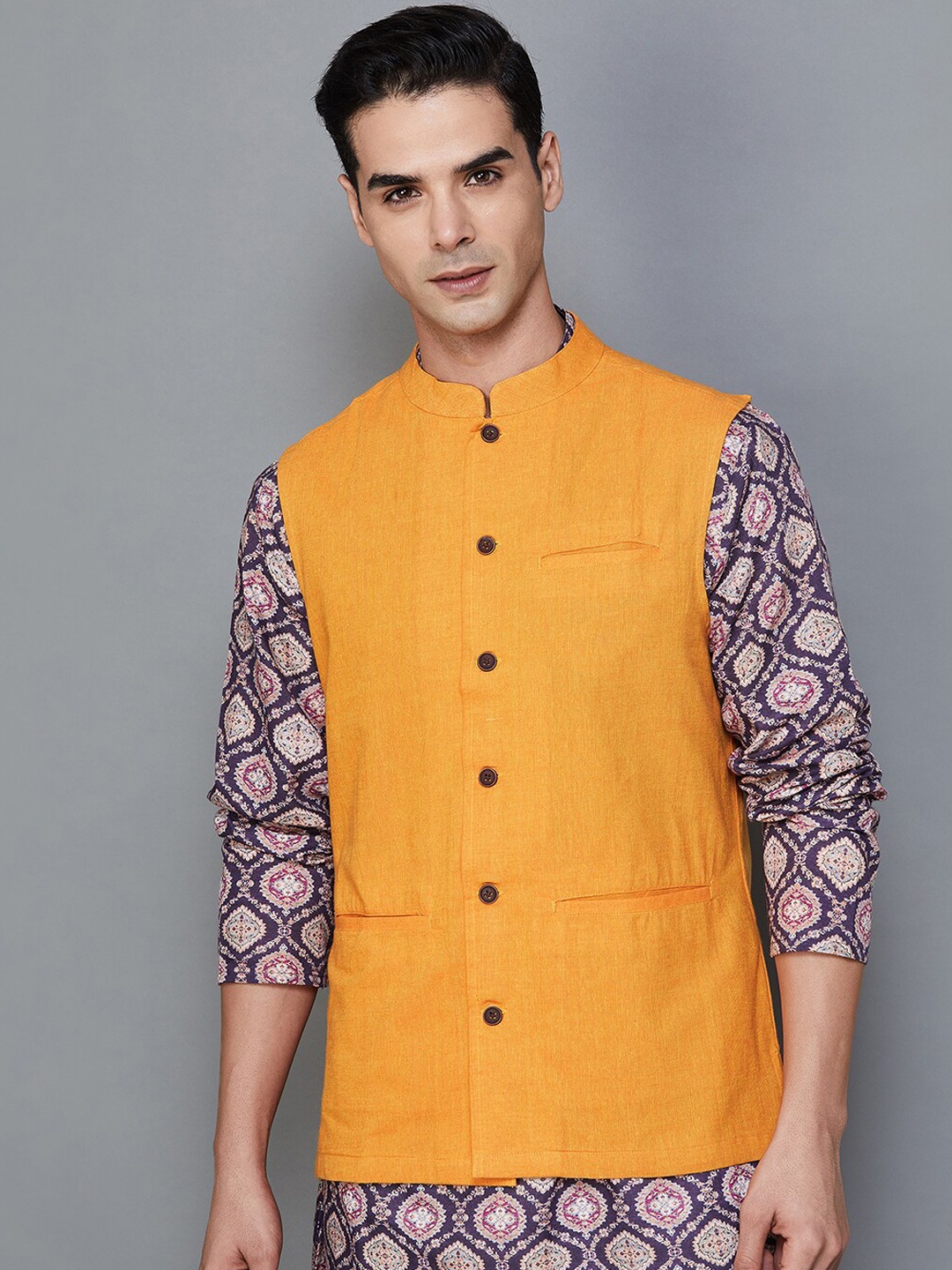 

Melange by Lifestyle Mandarin Collar Cotton Nehru Jacket, Yellow