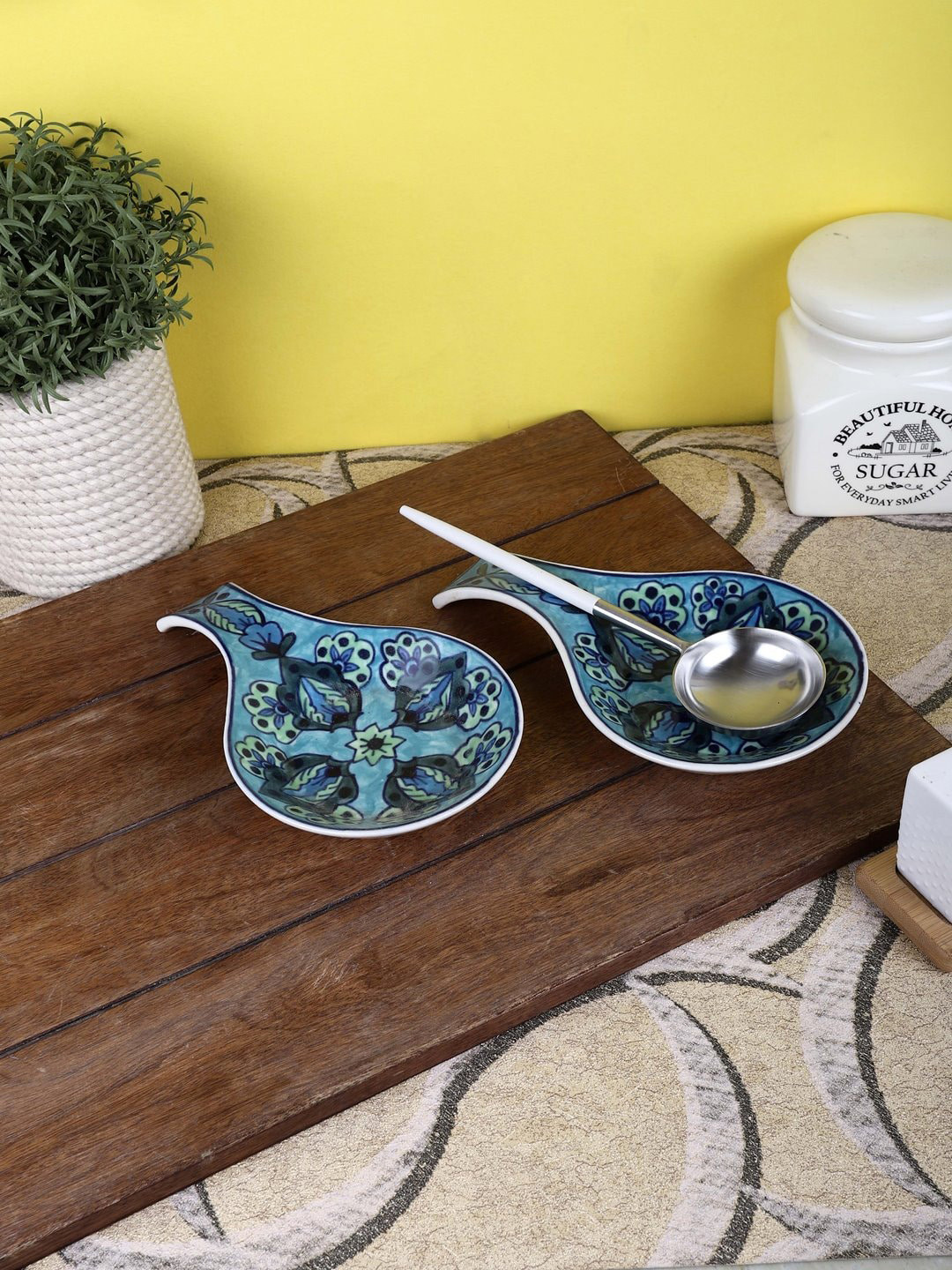 

VarEesha Vrinda 2-Pcs Sea Green Printed Ceramic Spoon Rests