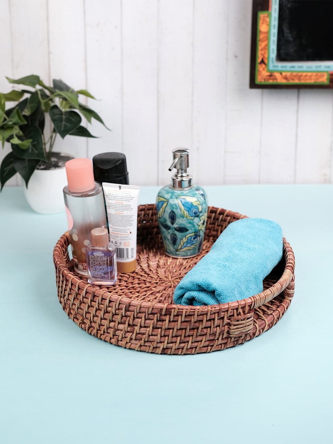 

VarEesha Brown Round Rattan Wicker Basket Bathroom Organiser