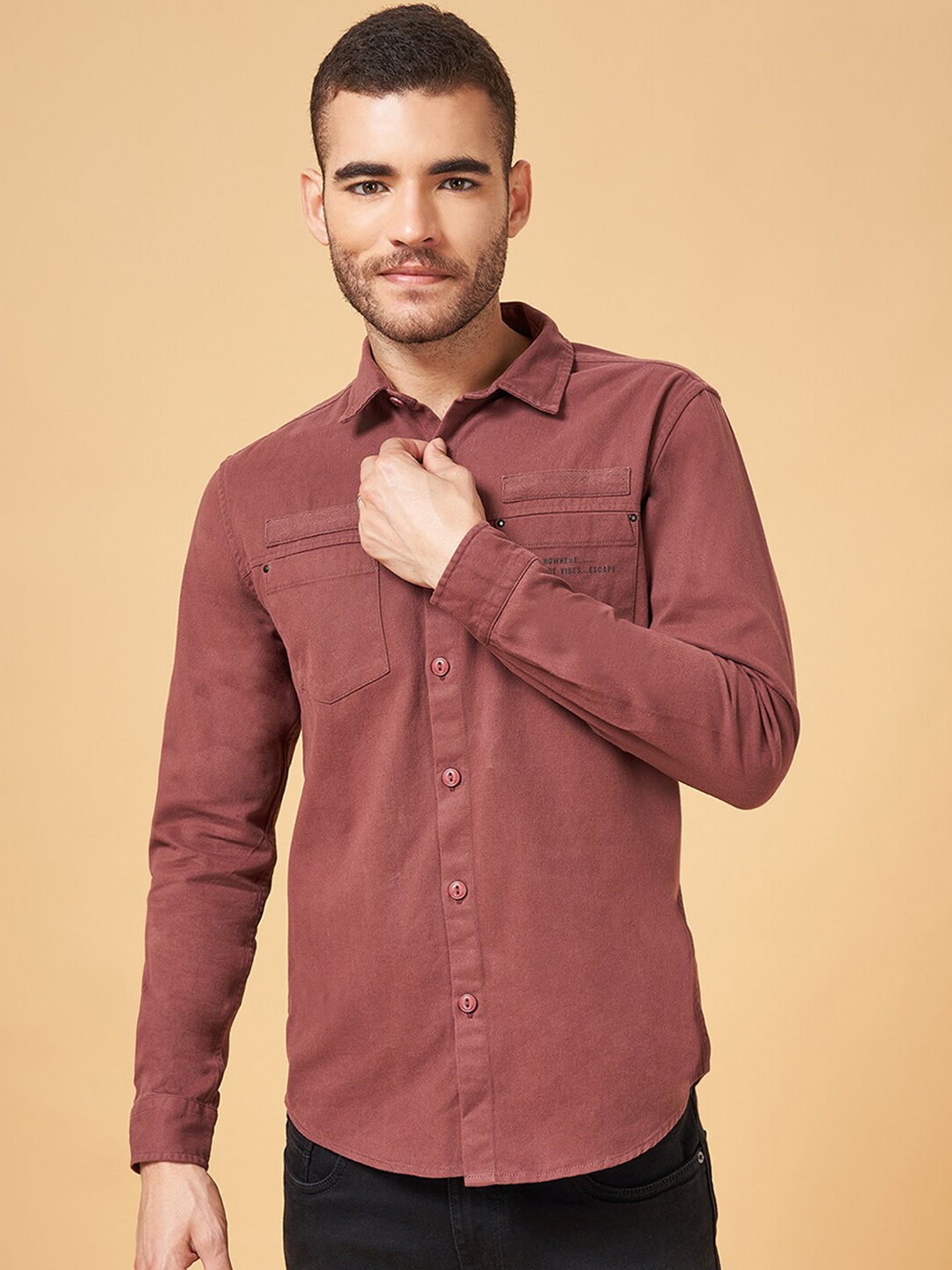 

People Slim Fit Spread Collar Long Sleeve Pocket Cotton Shirt, Brown