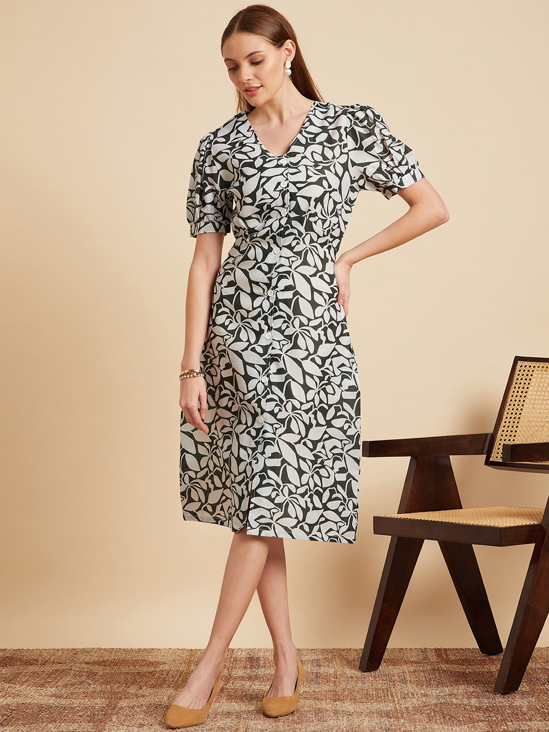 

MINT STREET Floral Printed A Line Dress, White