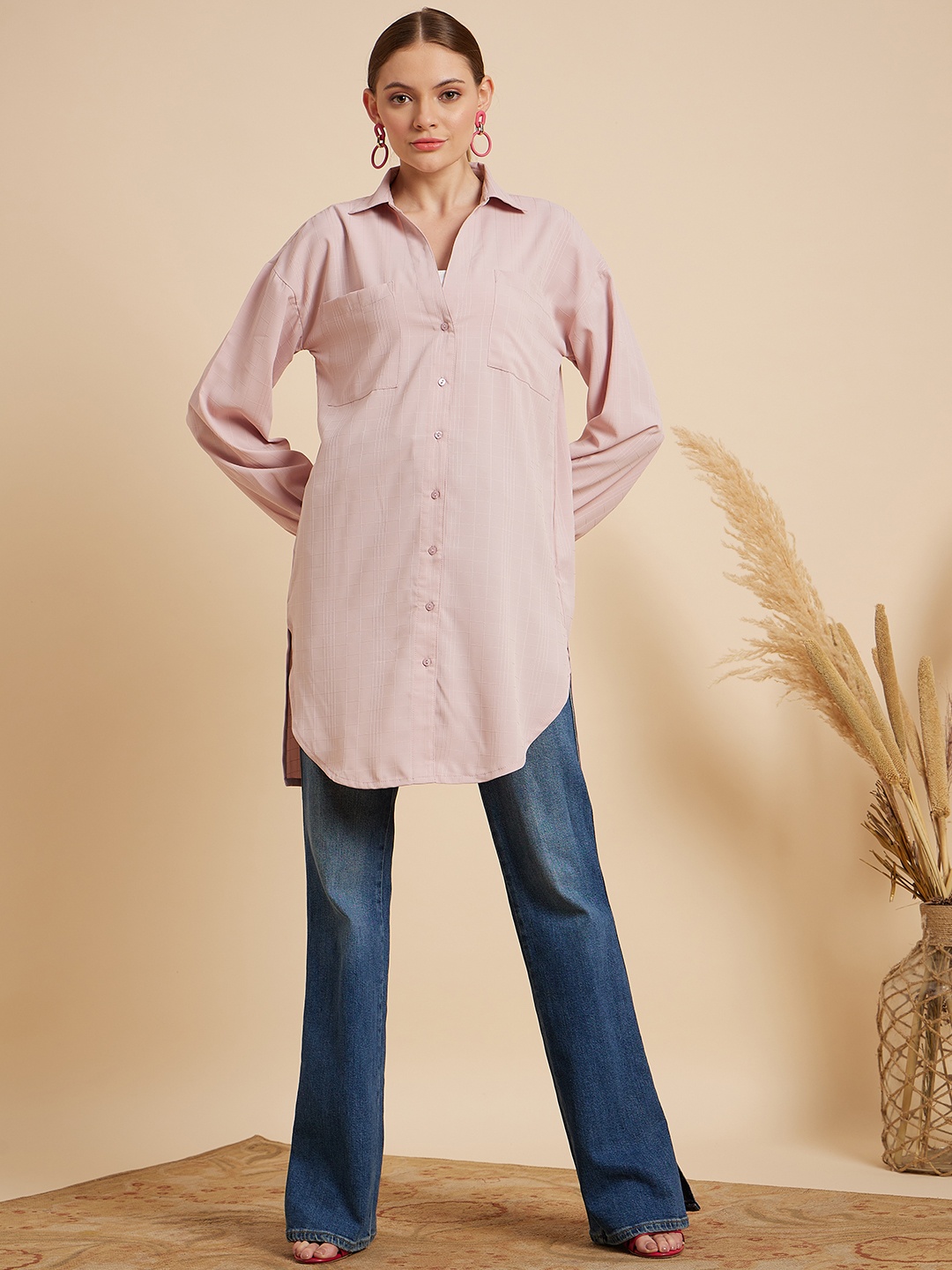 

MINT STREET Comfort Self Design Oversized Casual Shirt, Pink