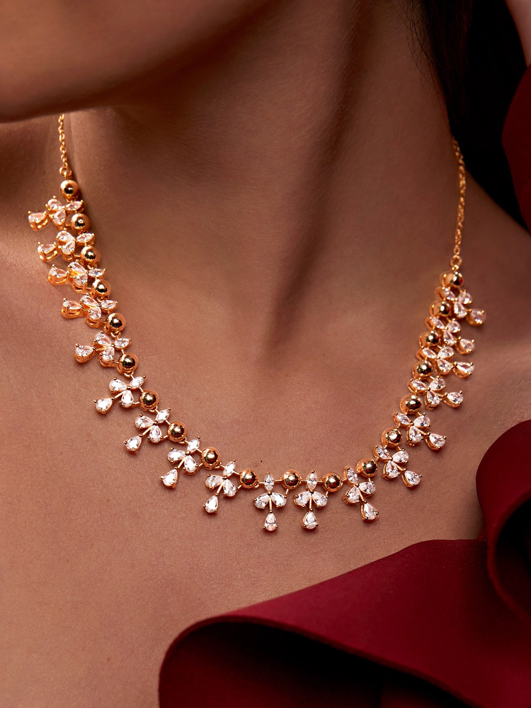 

MINUTIAE Gold-Plated Crystal Studded Necklace