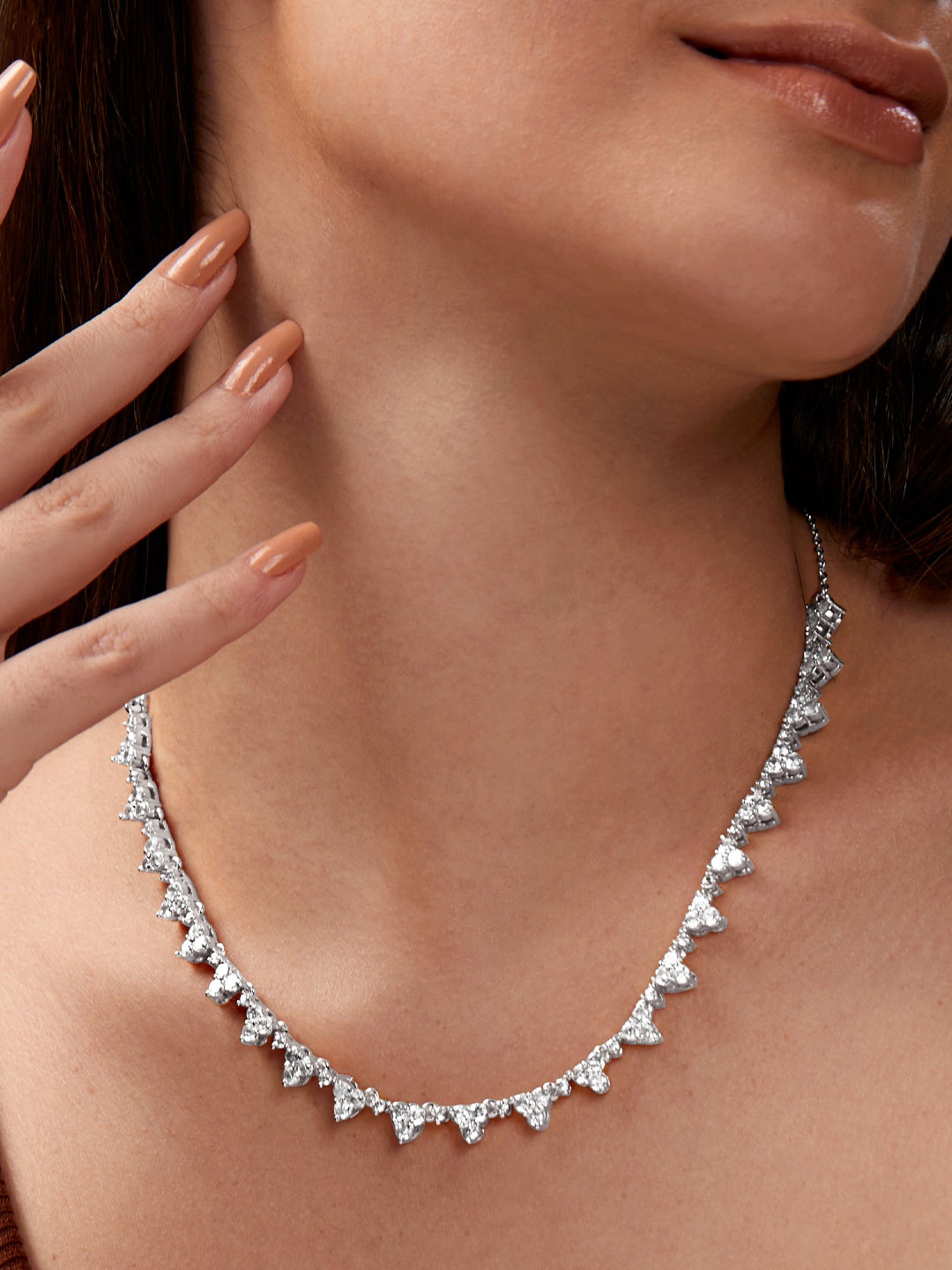 

MINUTIAE Silver-Plated Crystals Studded Necklace