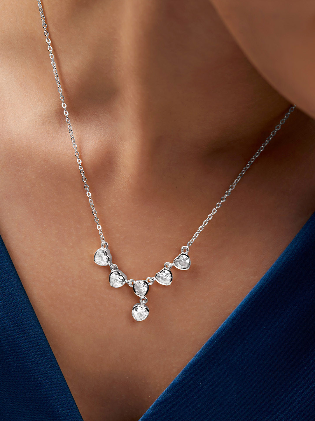 

MINUTIAE Silver-Plated Crystals Studded Necklace
