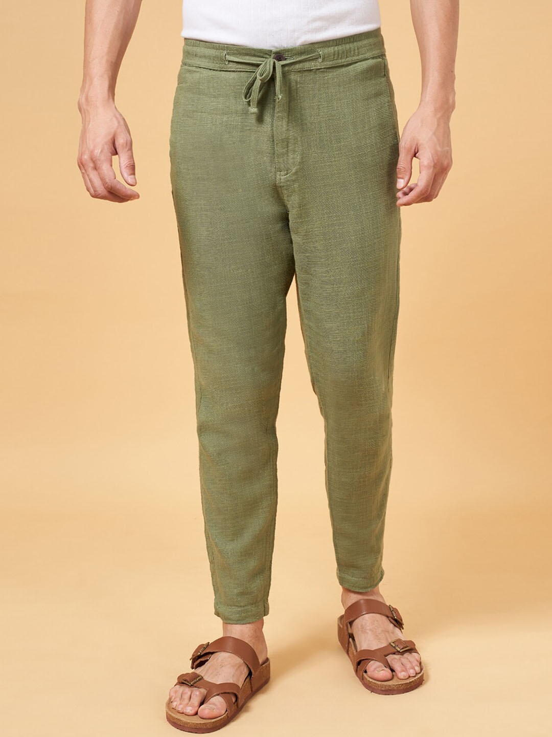 

7 Alt by Pantaloons Men Mid-Rise Trousers, Olive