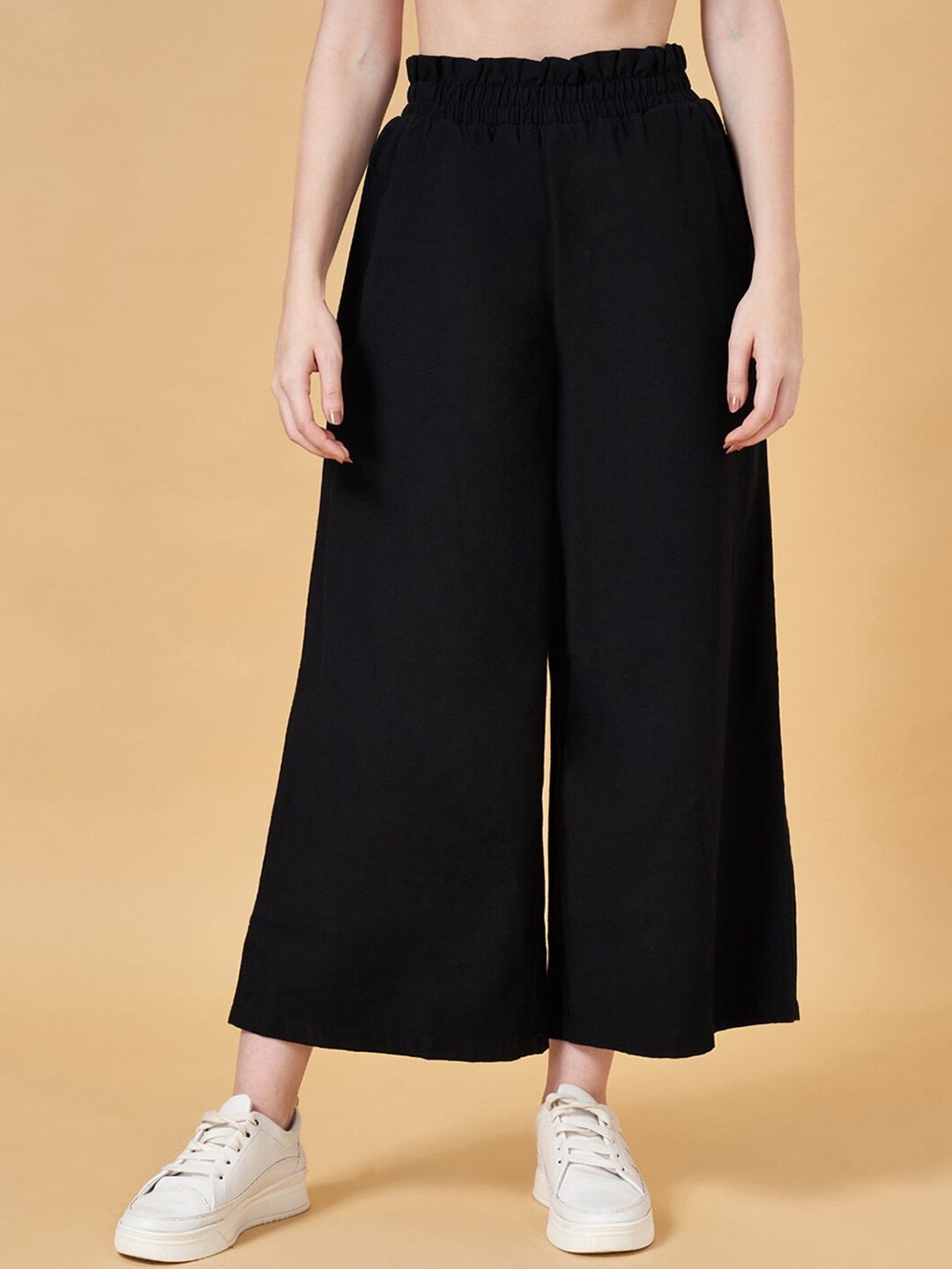 

People Women Flared Mid-Rise Parallel Trousers, Black