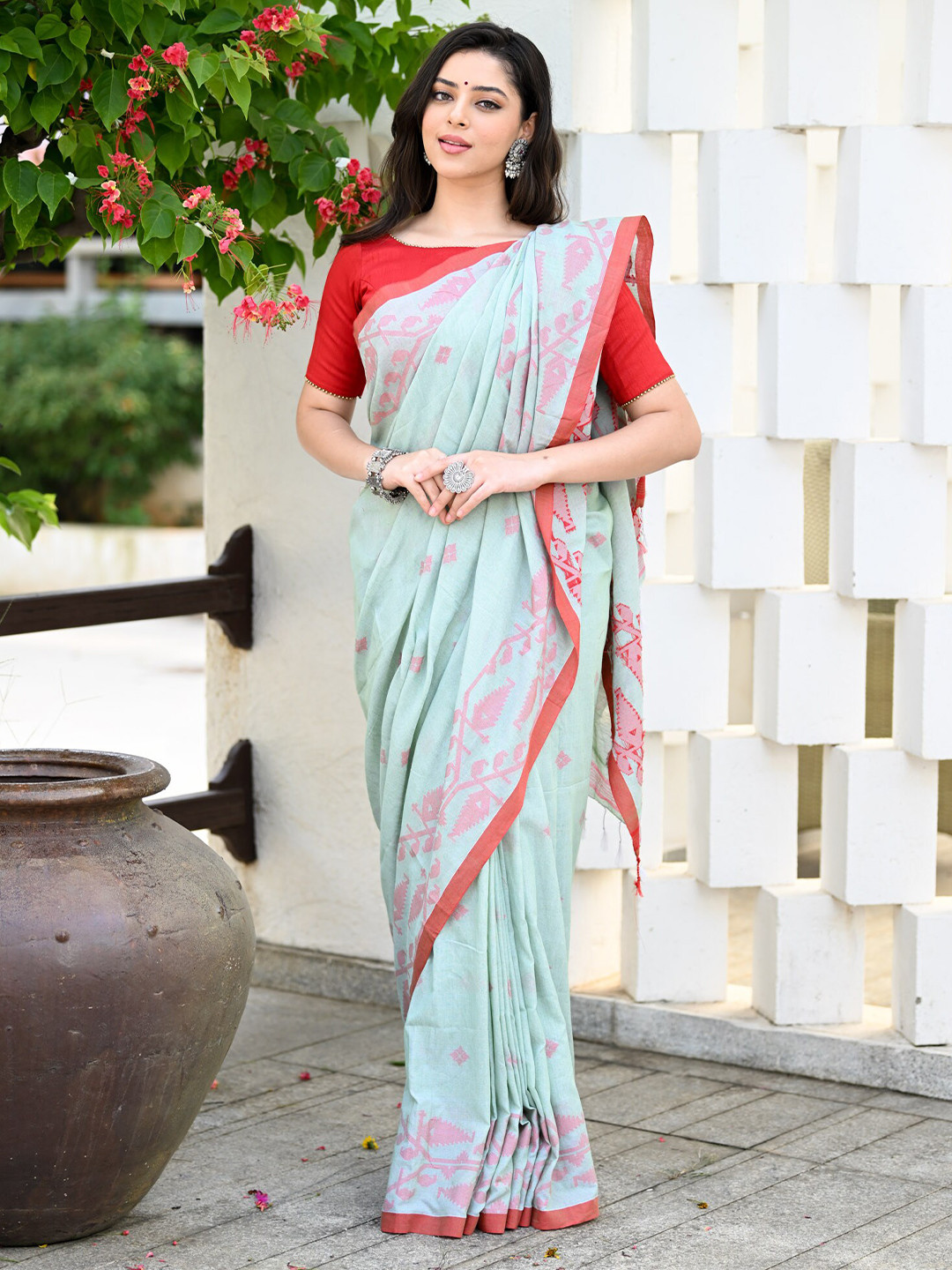 

BEATITUDE Ethnic Motifs Printed Pure Cotton Jamdani Saree, Green