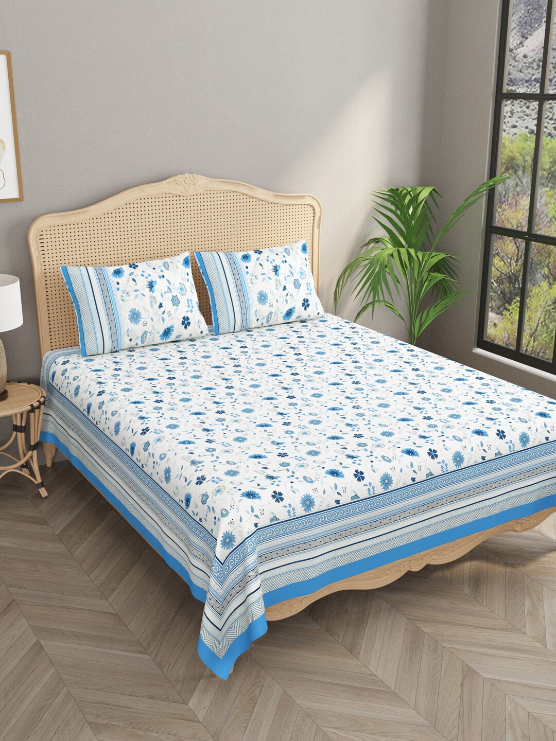 

Gulaab Jaipur White & Blue Cotton 700 TC Super King Bedsheet with 2 Pillow Covers