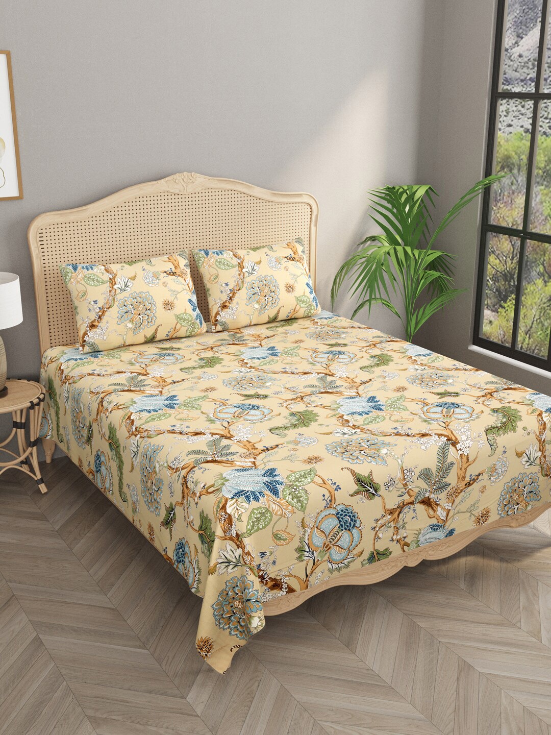 

Gulaab Jaipur Cream Floral 1000 TC Cotton King Bedsheet with 2 Pillow Covers