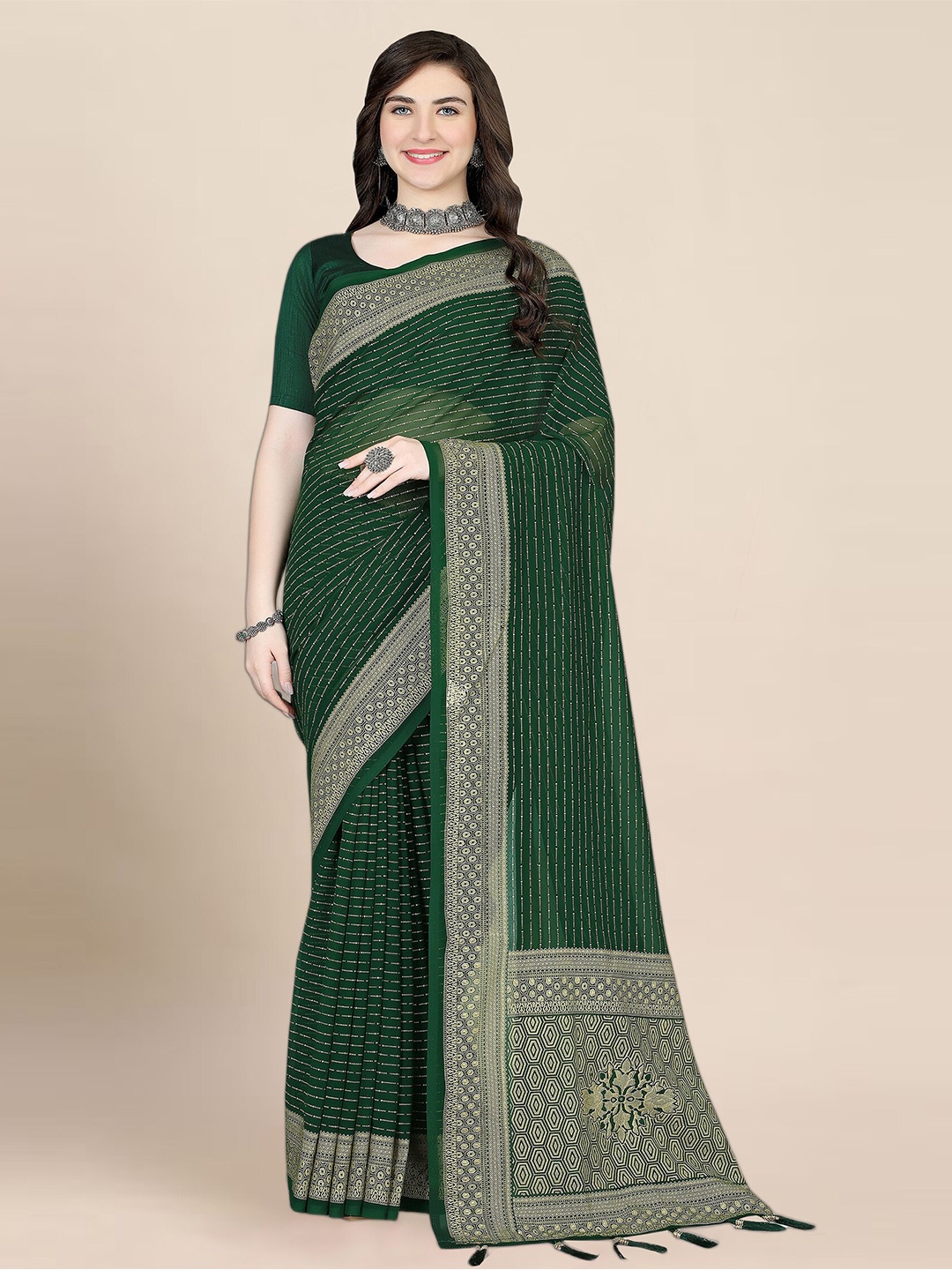 

Anjaneya Sarees Striped Printed Saree, Green