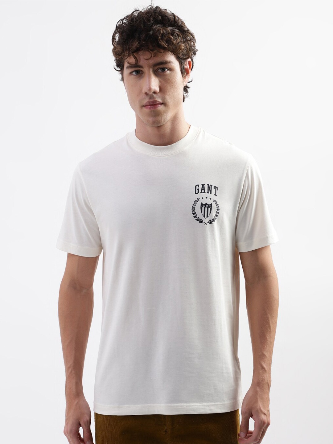 

GANT Pure Cotton Relaxed Fit T-shirt, White