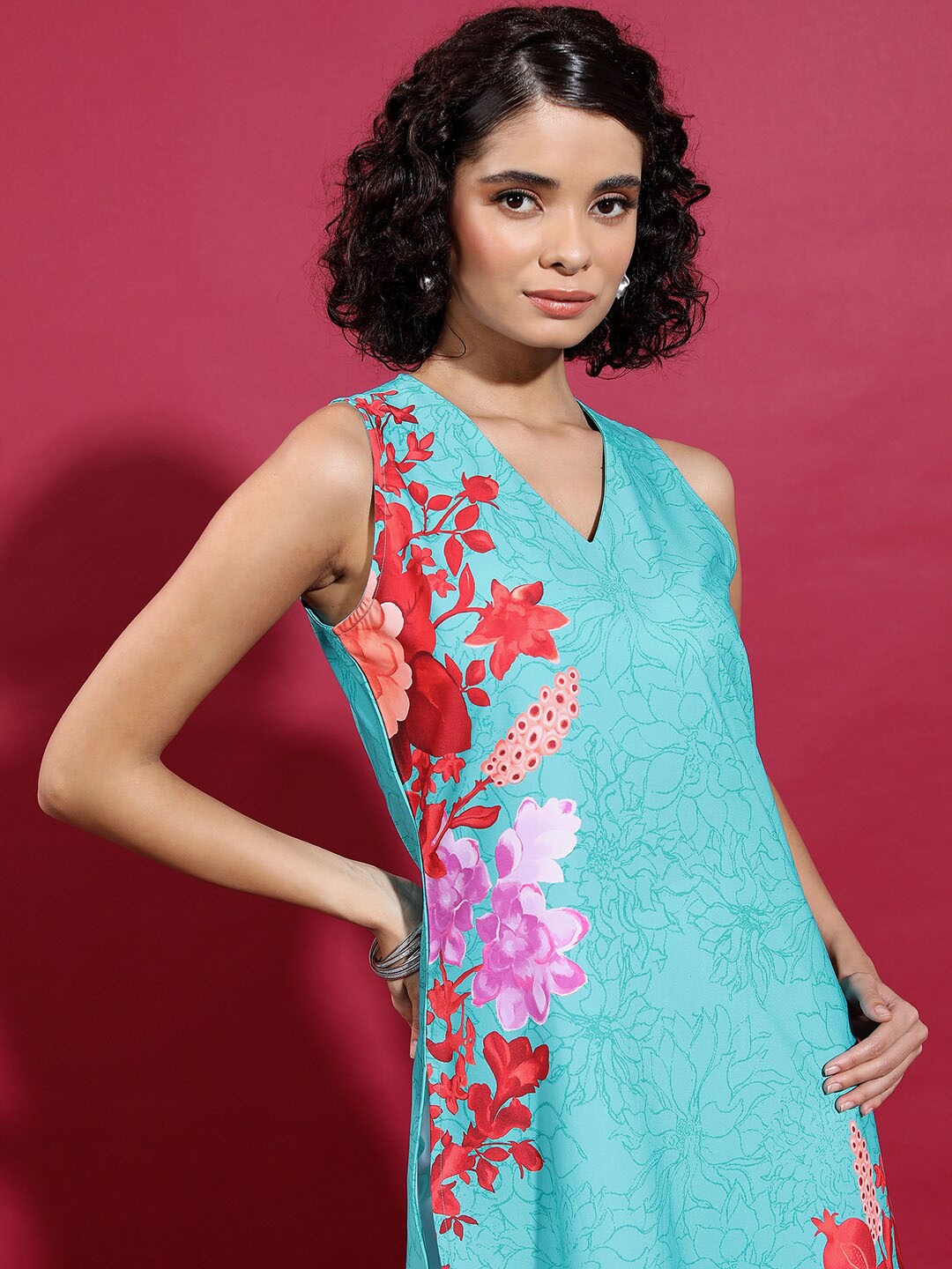 

KETCH Floral Printed V-Neck Kurta, Teal