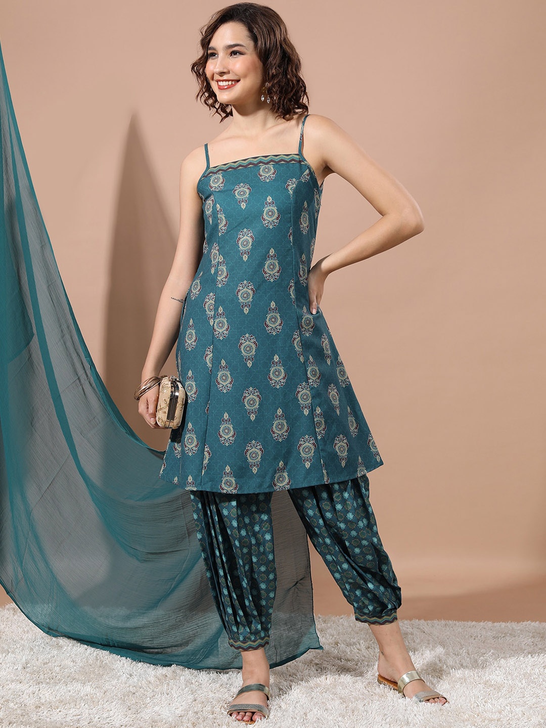 

KETCH Ethnic Motifs Printed A-Line Kurta with Salwar & Dupatta, Teal