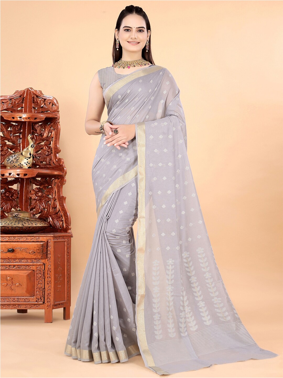 

INsthah Ethnic Motifs Woven Design Zari Saree, Grey