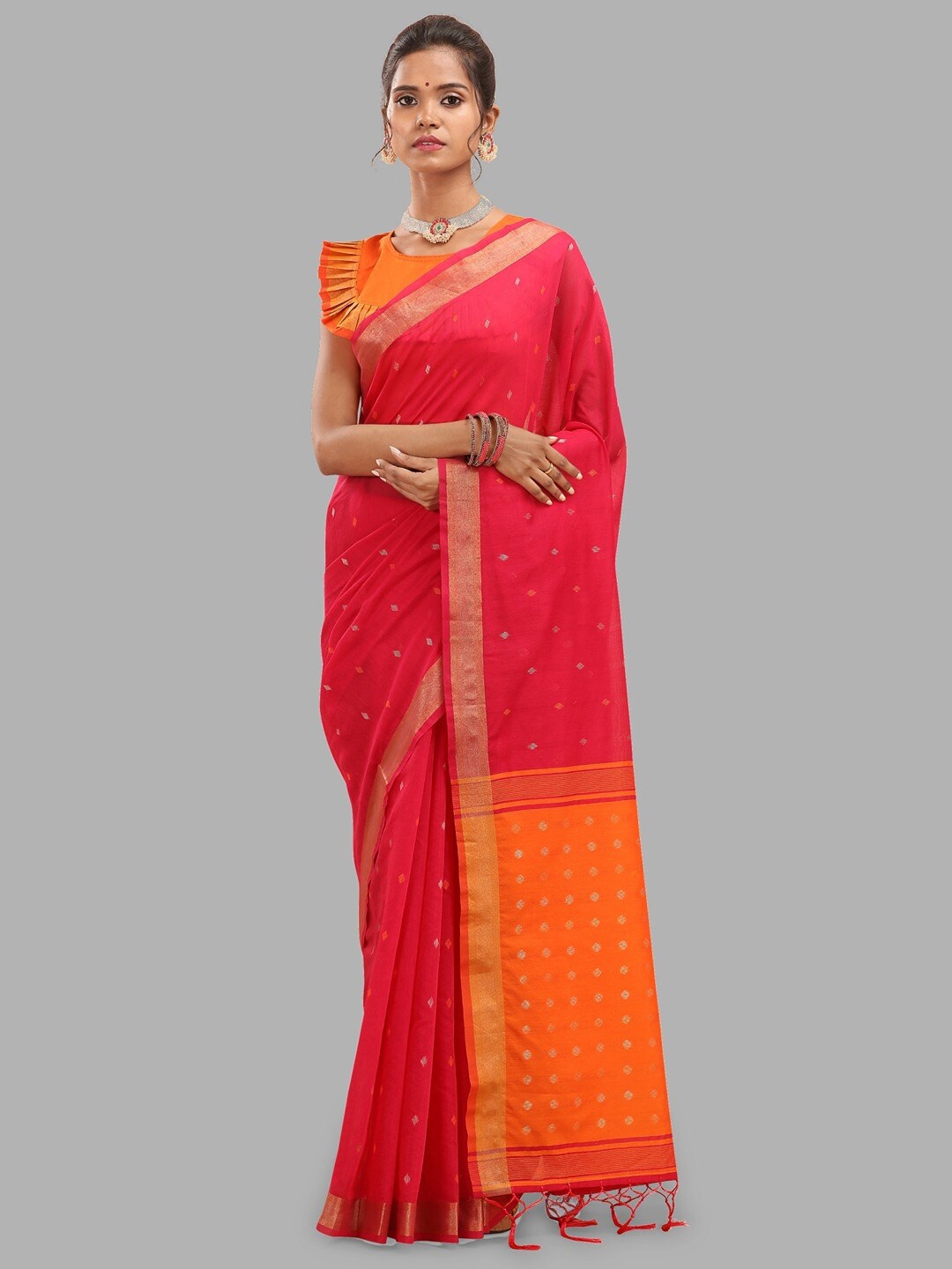 

INsthah Ethnic Motifs Woven Design Zari Saree, Pink