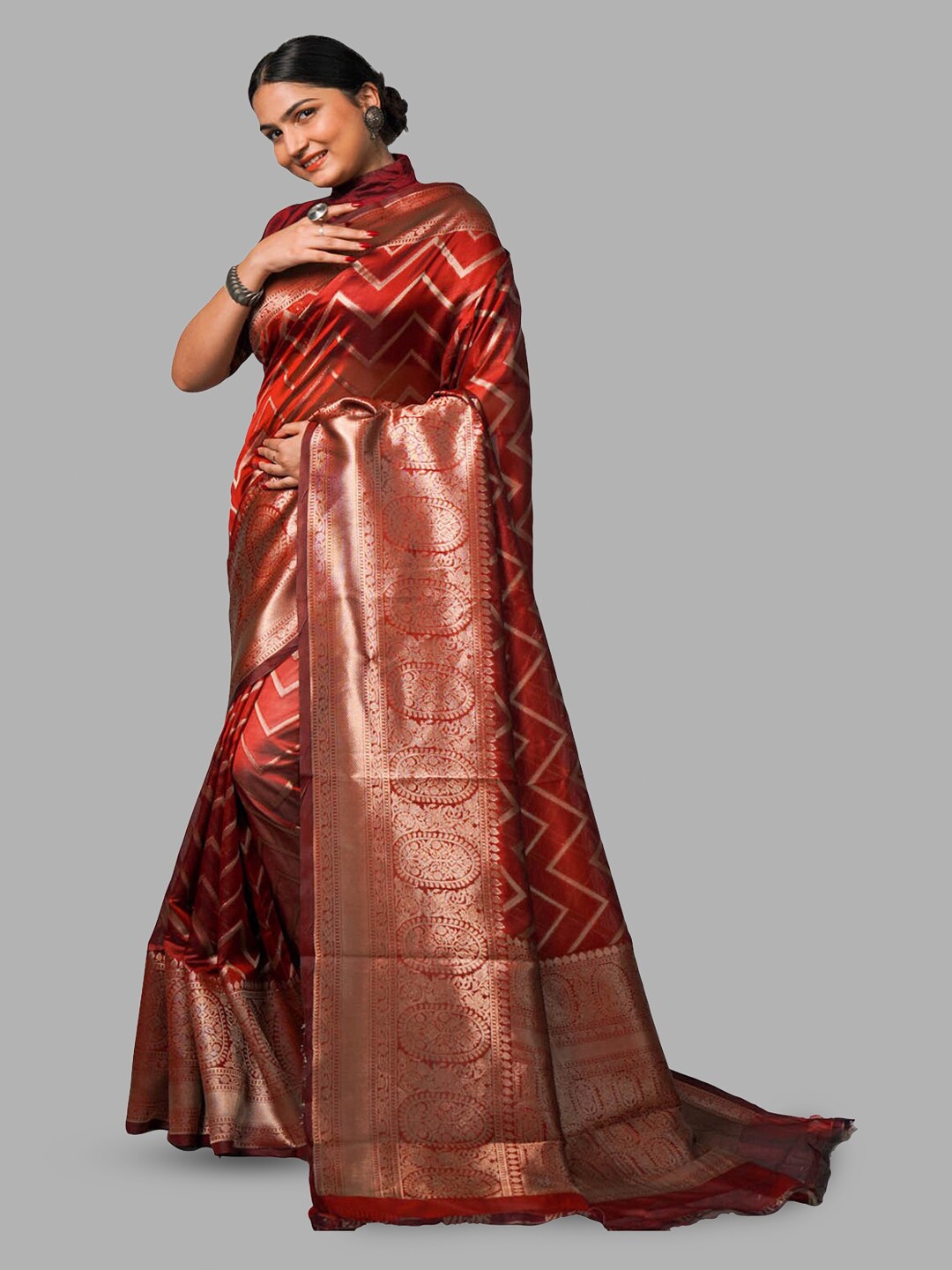 

INsthah Geometric Woven Design Organza Banarasi Saree, Red