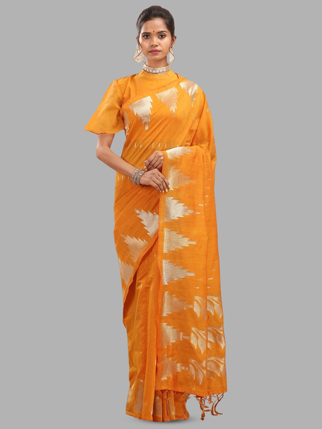 

INsthah Geometric Woven Design Zari Silk Cotton Saree, Yellow