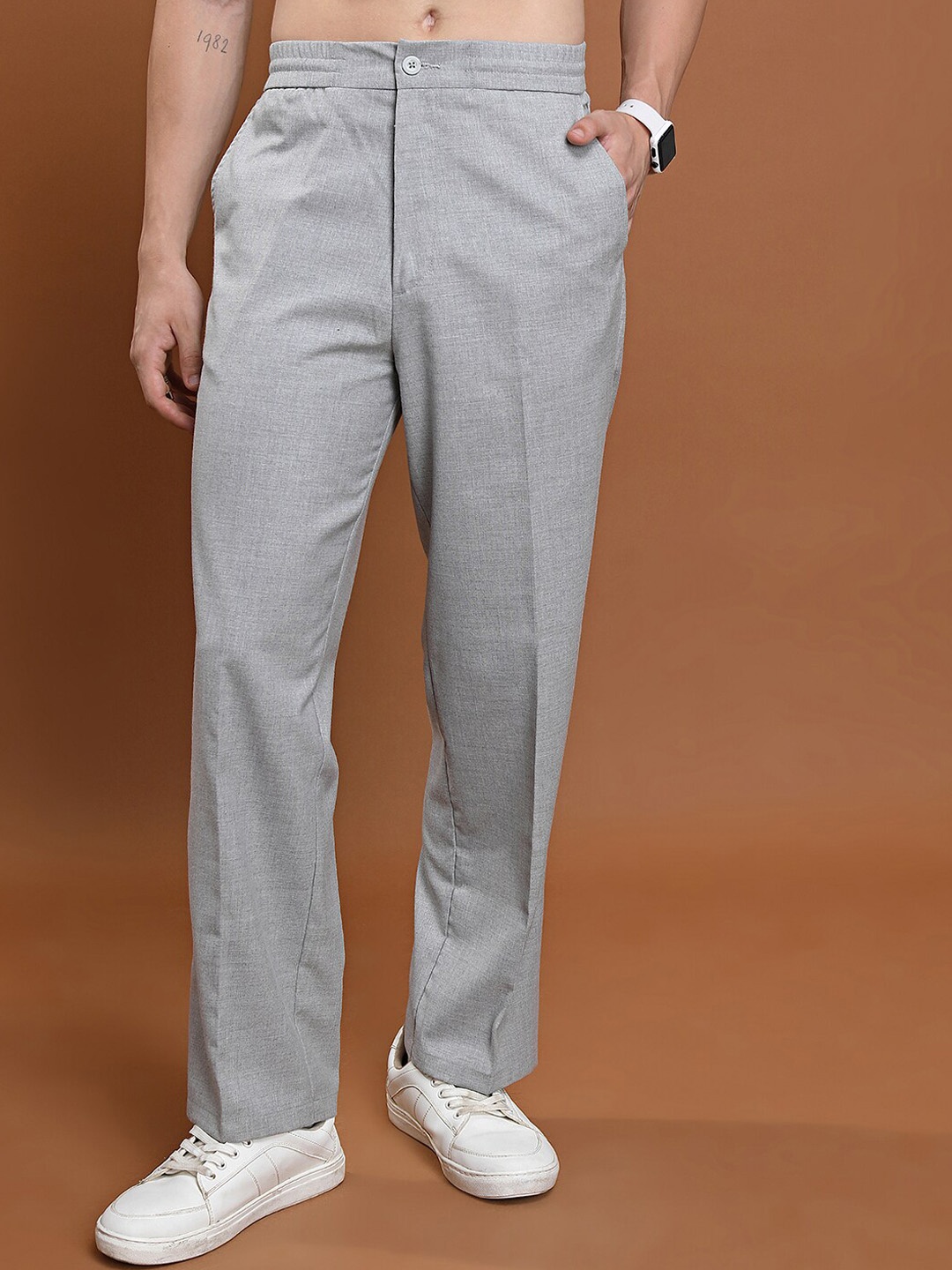 

HIGHLANDER Men Grey Regular Fit Mid-Rise Chinos Trousers