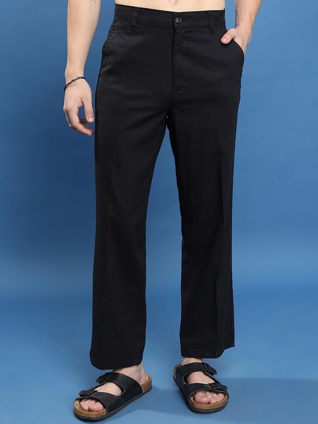 

HIGHLANDER Men Black Regular Fit Mid-Rise Cotton Chinos Trousers