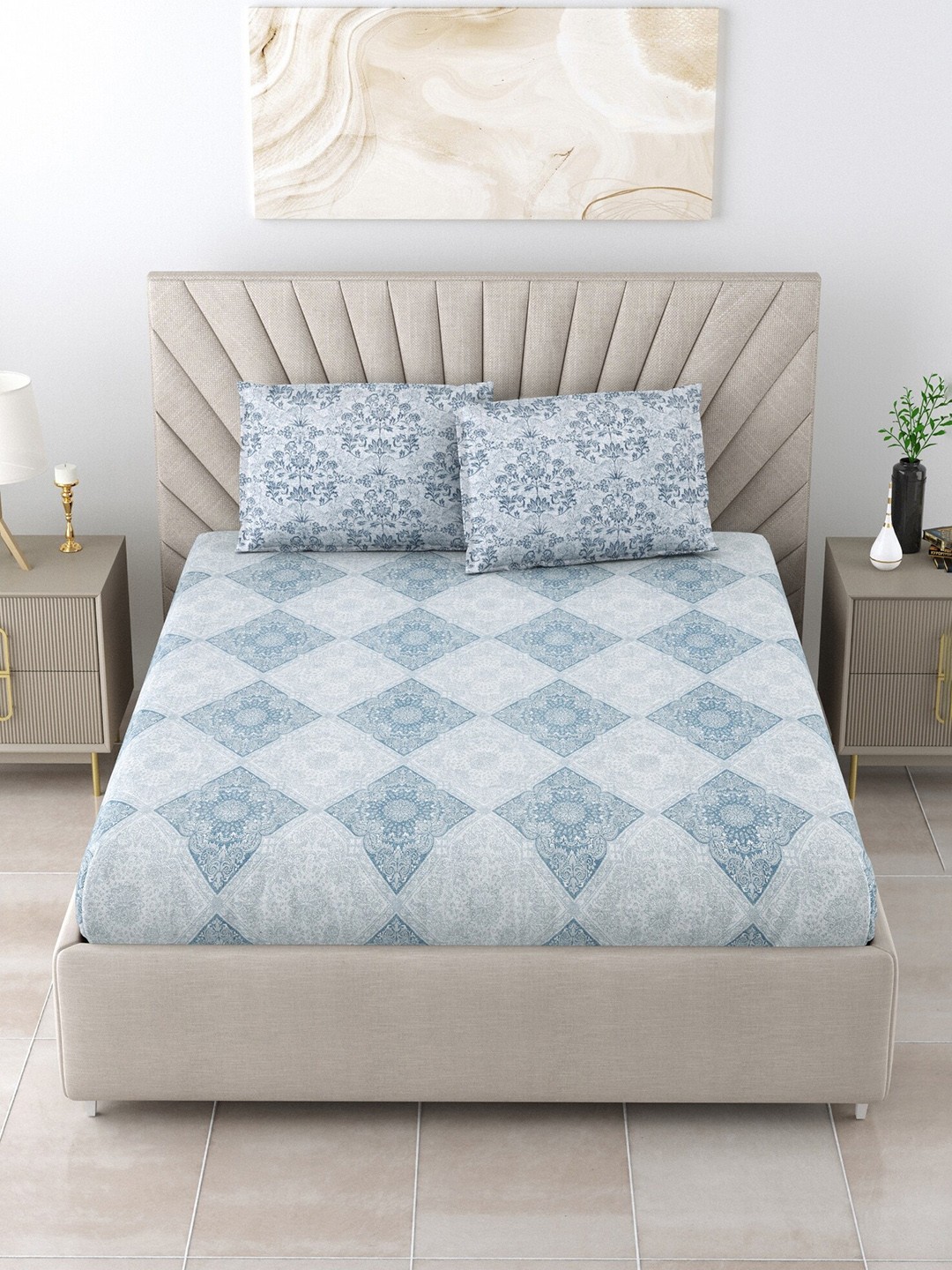 

Salona Bichona Blue Floral Reversible Pure Cotton 180 TC Queen Bedsheet & 2 Pillow Covers
