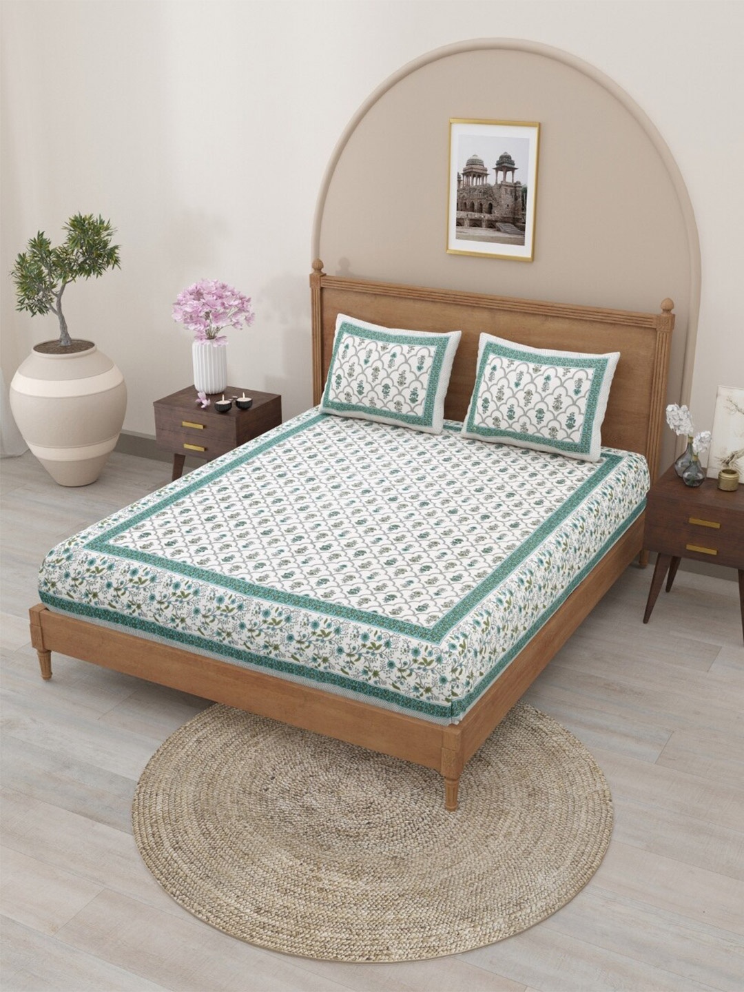 

Salona Bichona White & Green Floral Pure Cotton 120 TC Queen Bedsheet With 2 Pillow Covers
