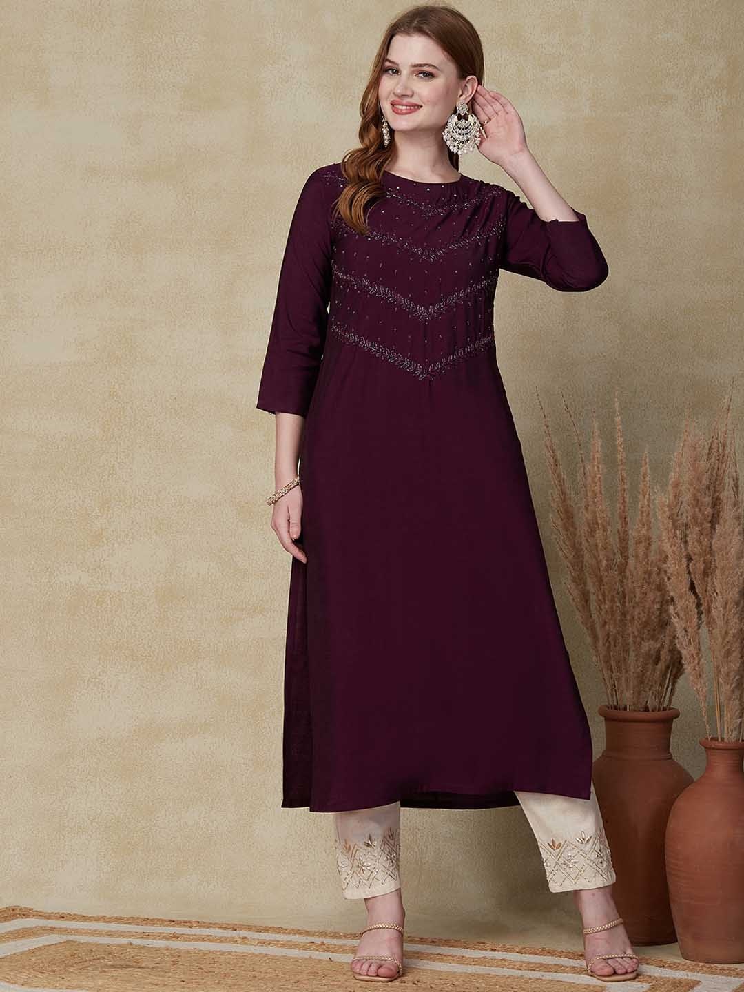 

FASHOR Floral Embroidered Beads And Stones Straight Kurta, Purple