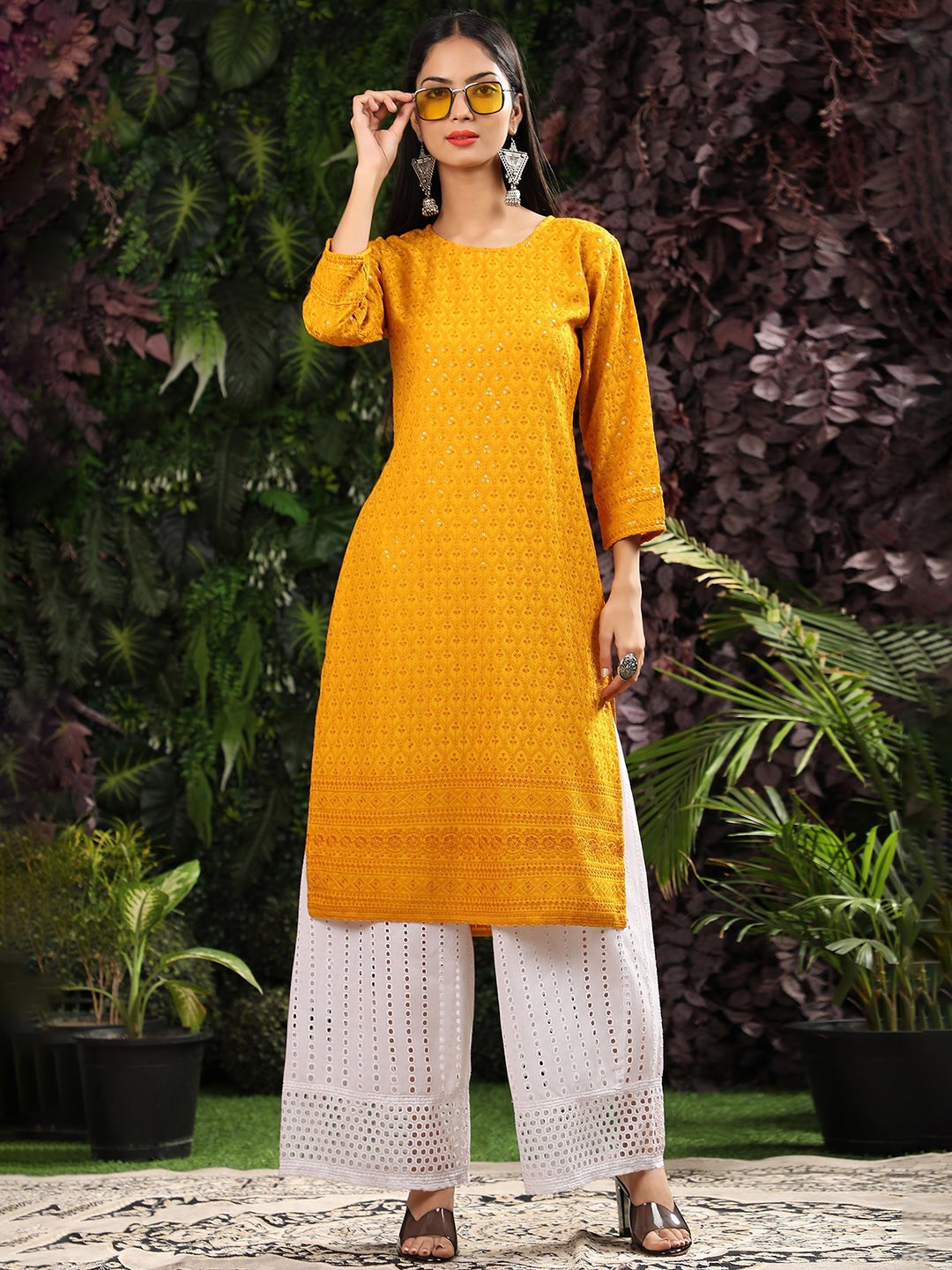 

BLACK SCISSOR Ethnic Motifs Embroidered Chikankari Kurta, Mustard