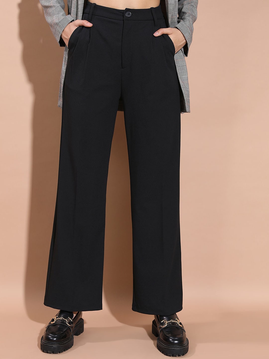 

Tokyo Talkies Women Black Straight Fit Mid Rise Pleated Parallel Trousers