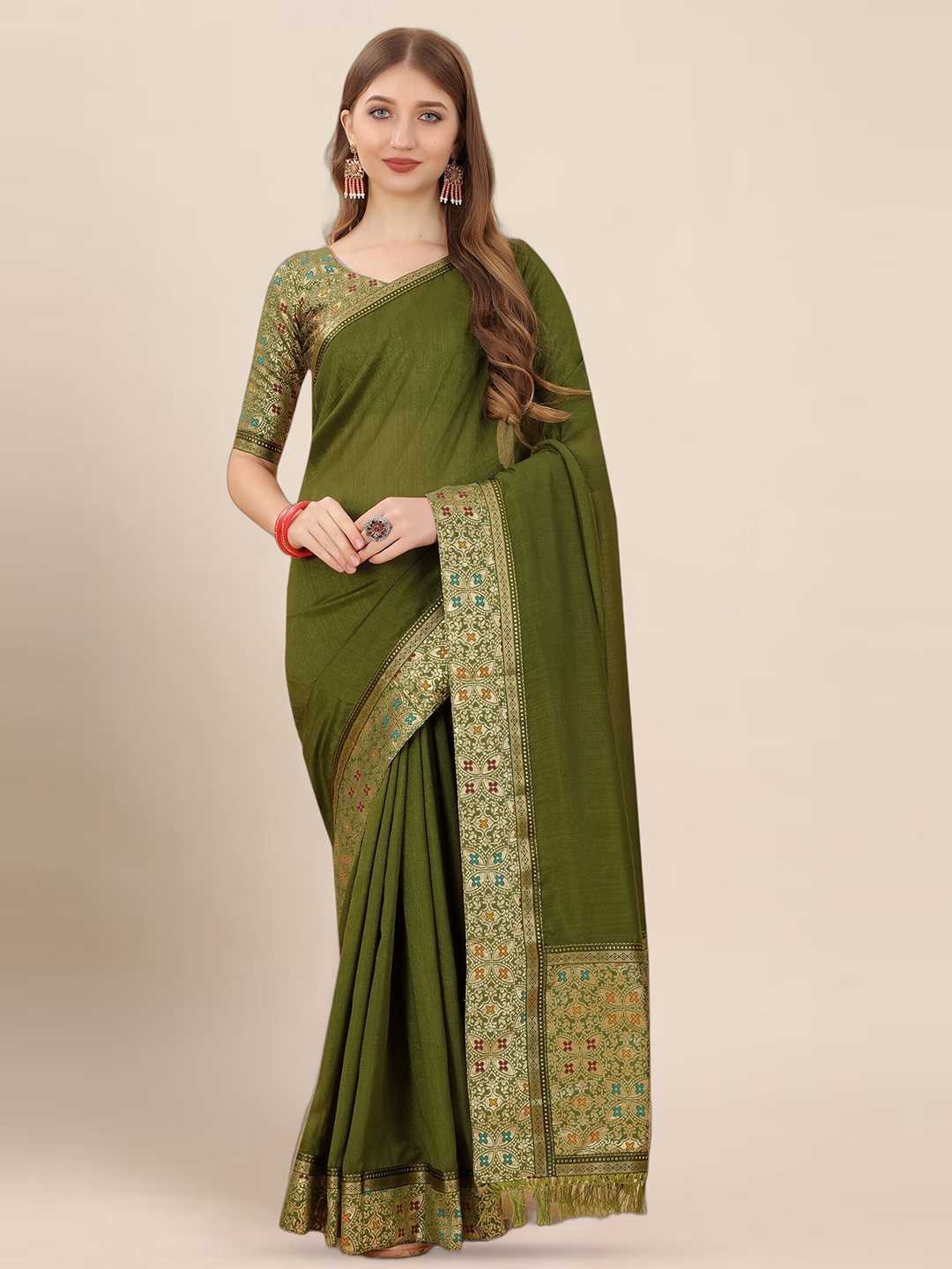 

Anjaneya Sarees Woven Design Border Detail Saree, Green