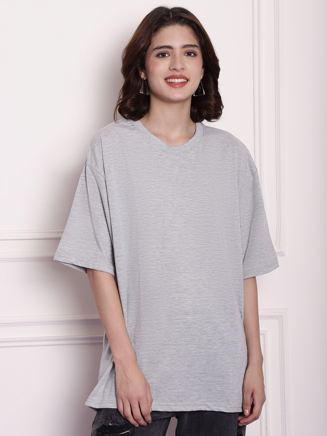 

Imsa Moda Round Neck Drop-Shoulder Sleeves Cotton Longline Oversized T-shirt, Grey