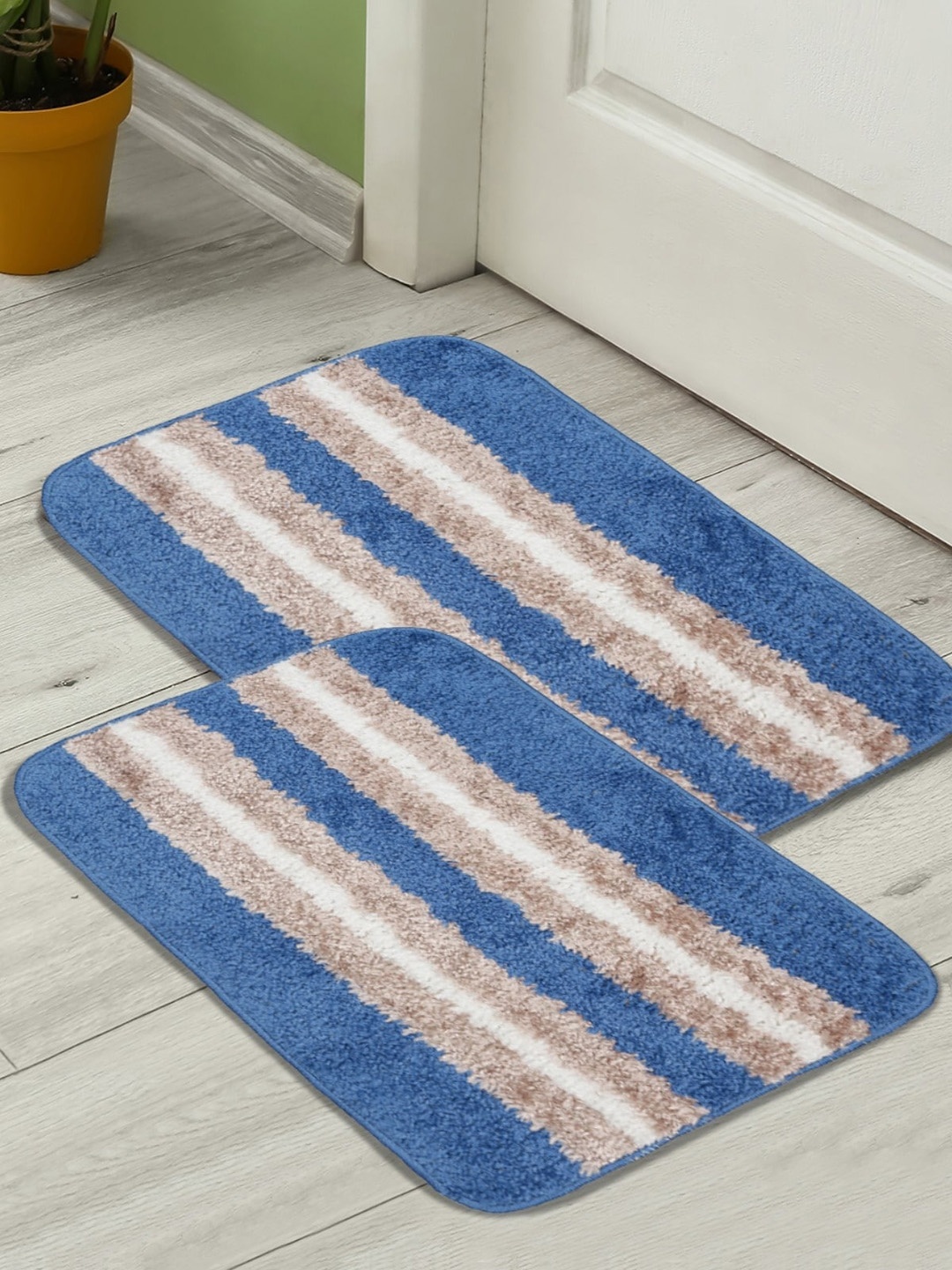 

HOMETALES Blue & Beige 2 Pieces Striped Microfiber 300 GSM Bath Rugs