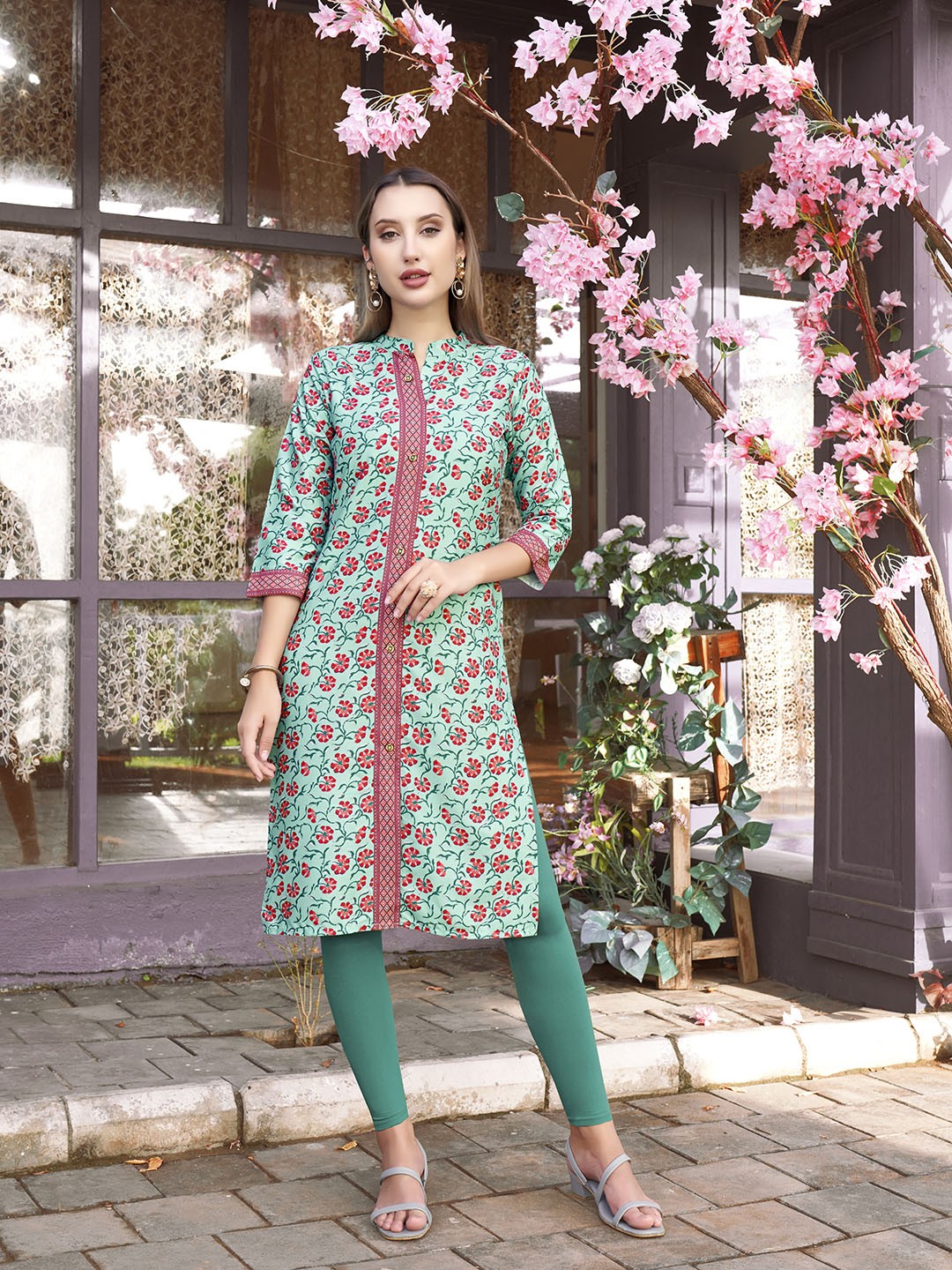 

Anouk Floral Printed Mandarin Collar Straight Kurta, Sea green