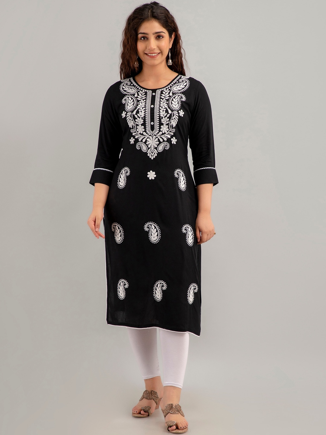 

Charu Paisley Embroidered Thread Work Straight Kurta, Black