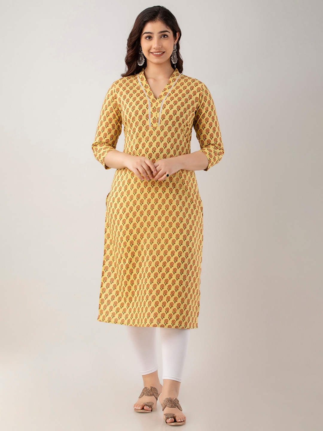 

Charu Floral Printed V-Neck Three-Quarter Sleeve Straight Cotton Kurta, Yellow