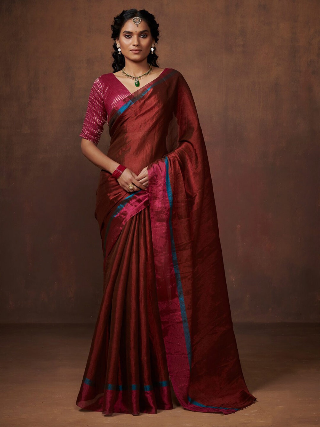 

Dressfolk Maroon Tissue Saree