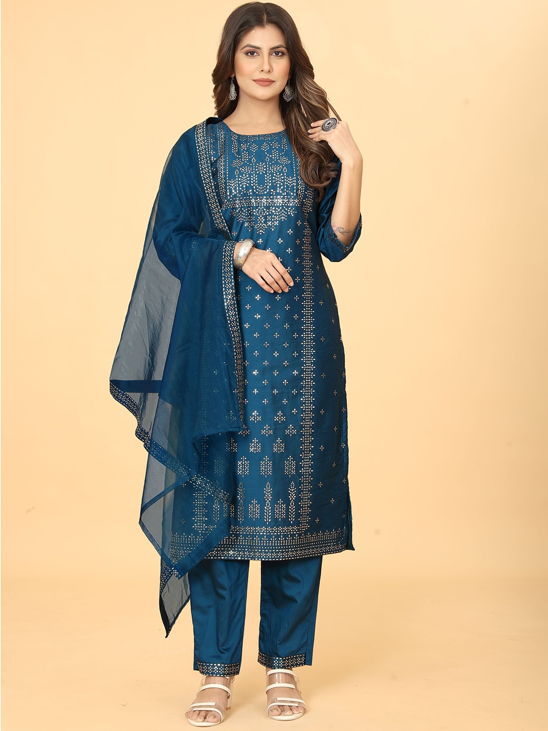 

Mclothings Floral Printed Regular Mukaish Kurta With Trousers & Dupatta, Blue
