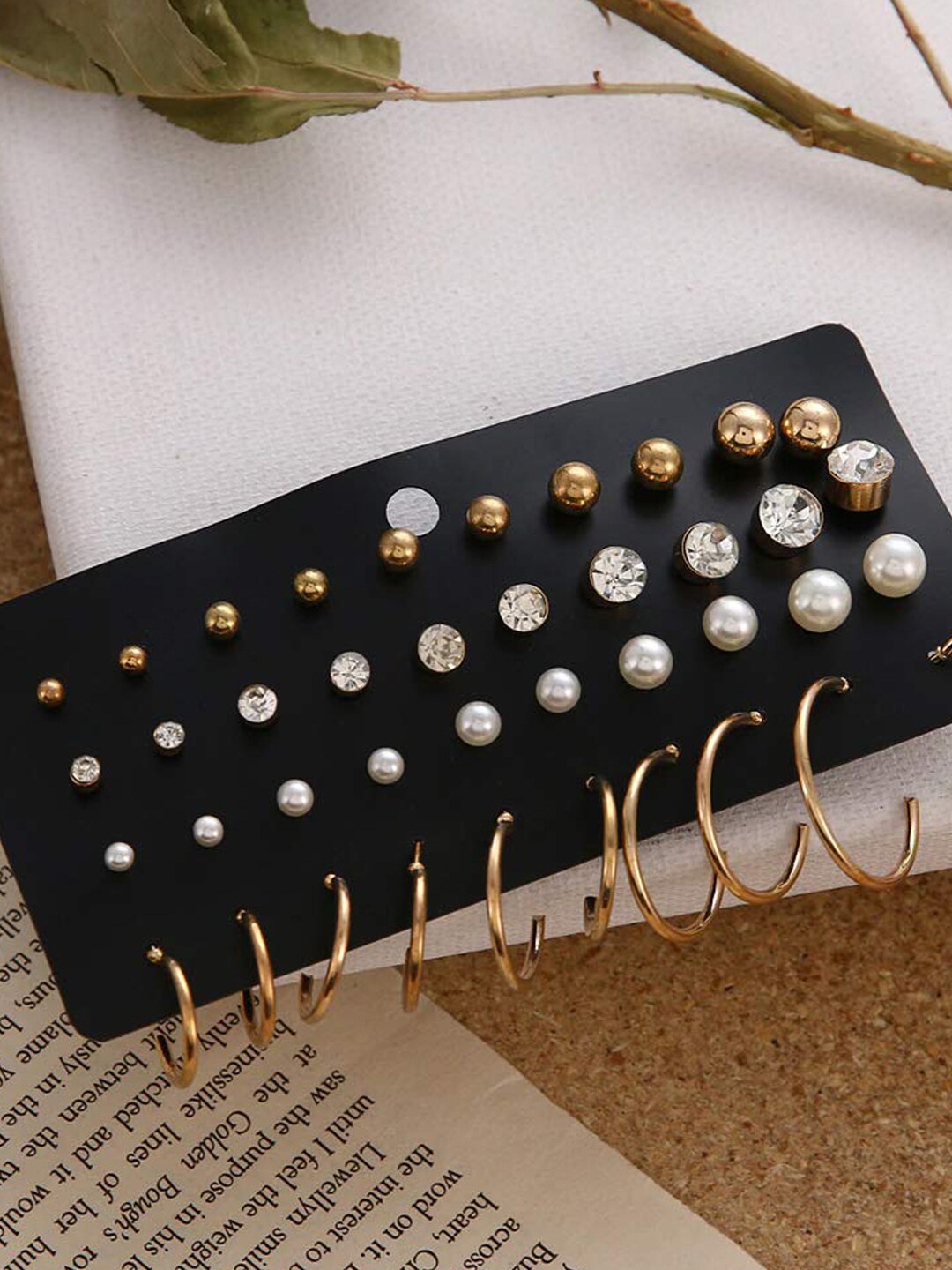 

DressBerry Set Of 20 Gold-Toned Gold-Plated Studs Earrings