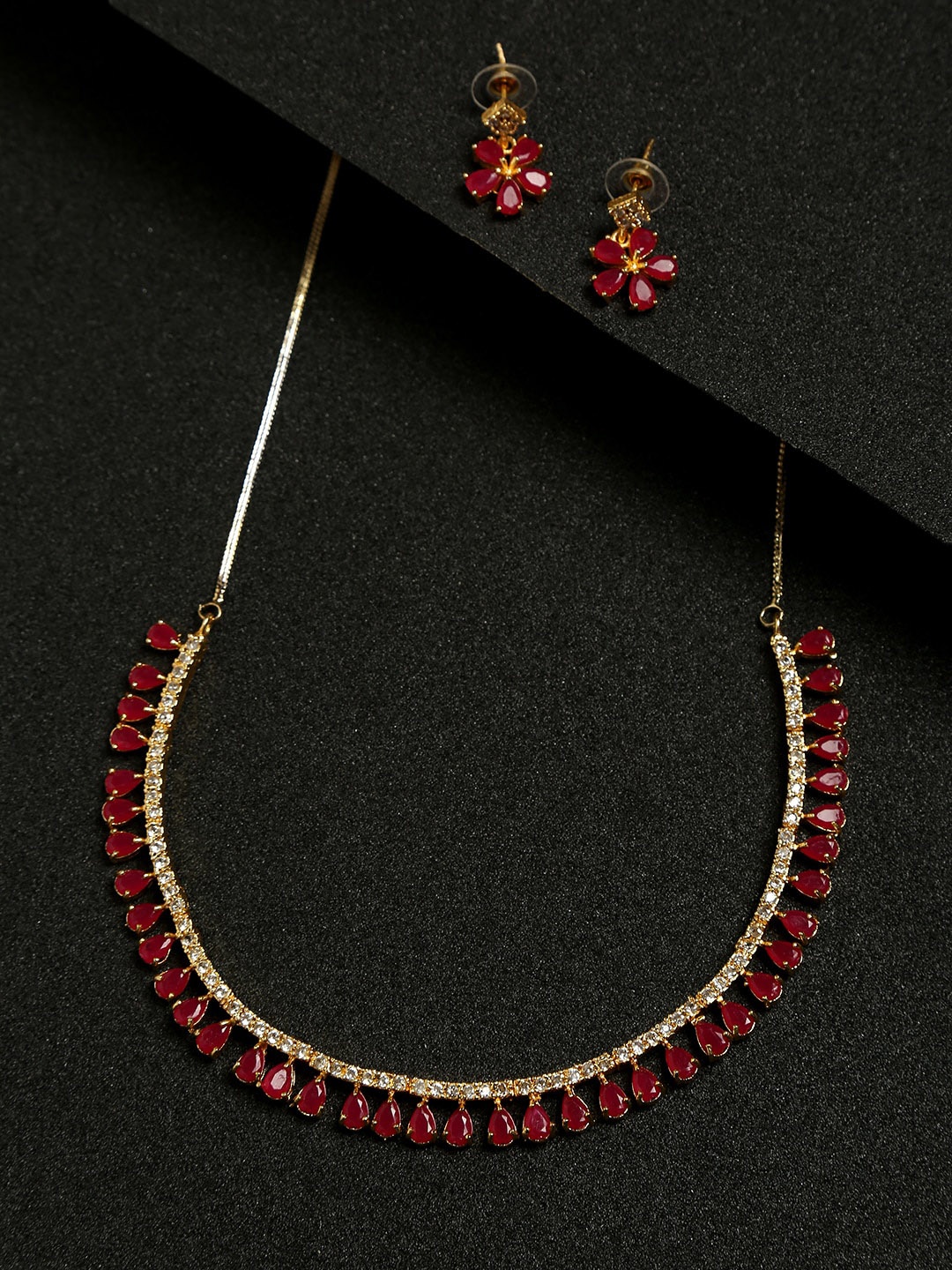 

DressBerry Gold-Plated Stone-Studded Jewellery Set