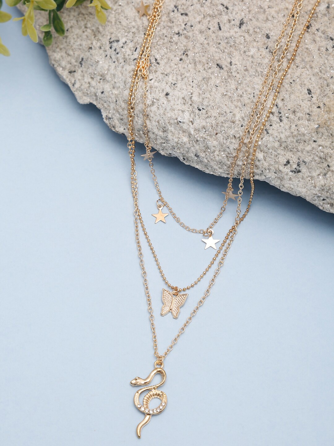 

DressBerry Gold-Plated Layered Necklace