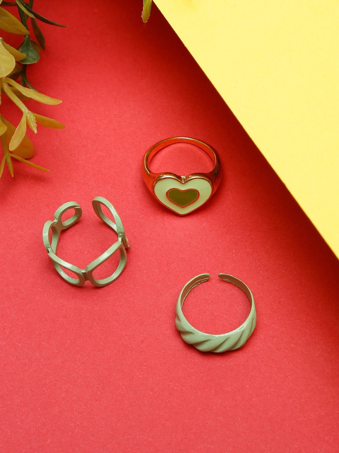 

DressBerry Set Of 3 Gold-Plated Enamelled Finger Rings