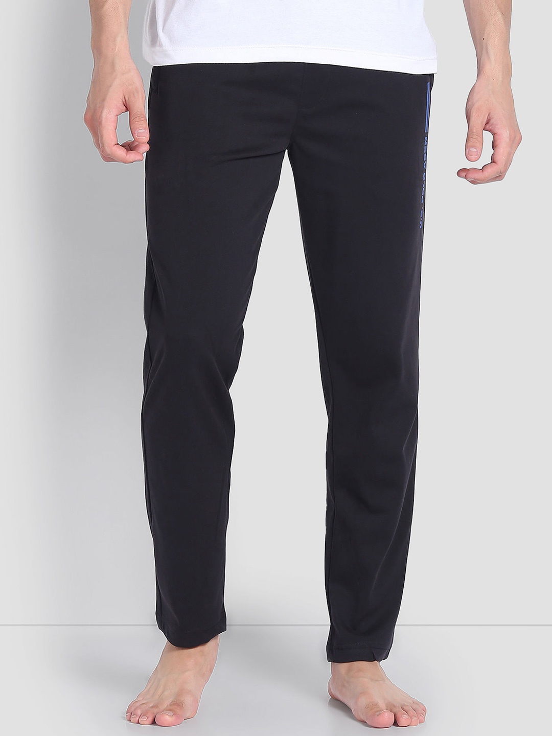 

U.S. Polo Assn. Men Mid Rise LR004 Lounge Track Pants, Black