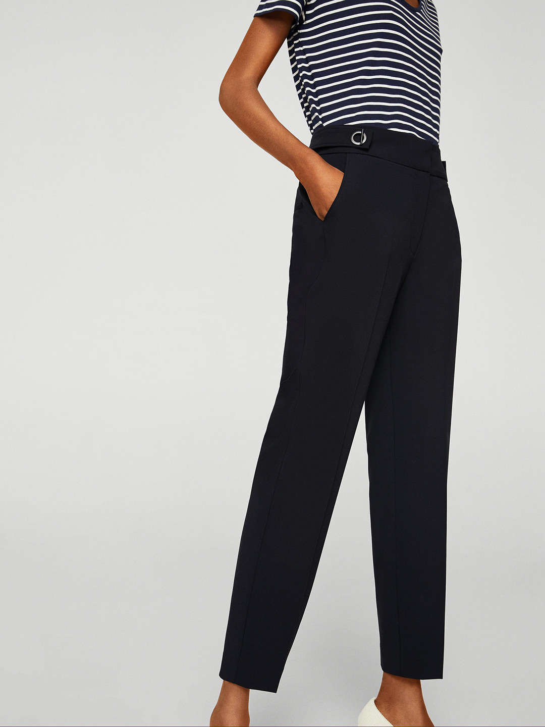 

MANGO Women Black Regular Fit Solid Trousers