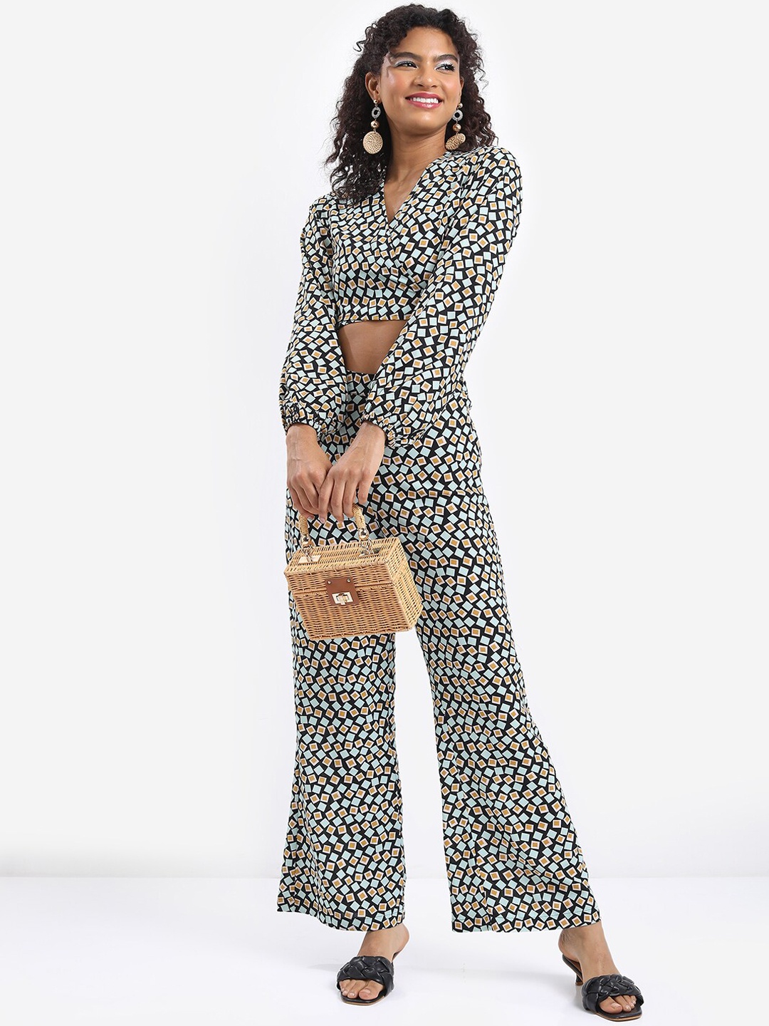

Tokyo Talkies Top With Trouser, Green