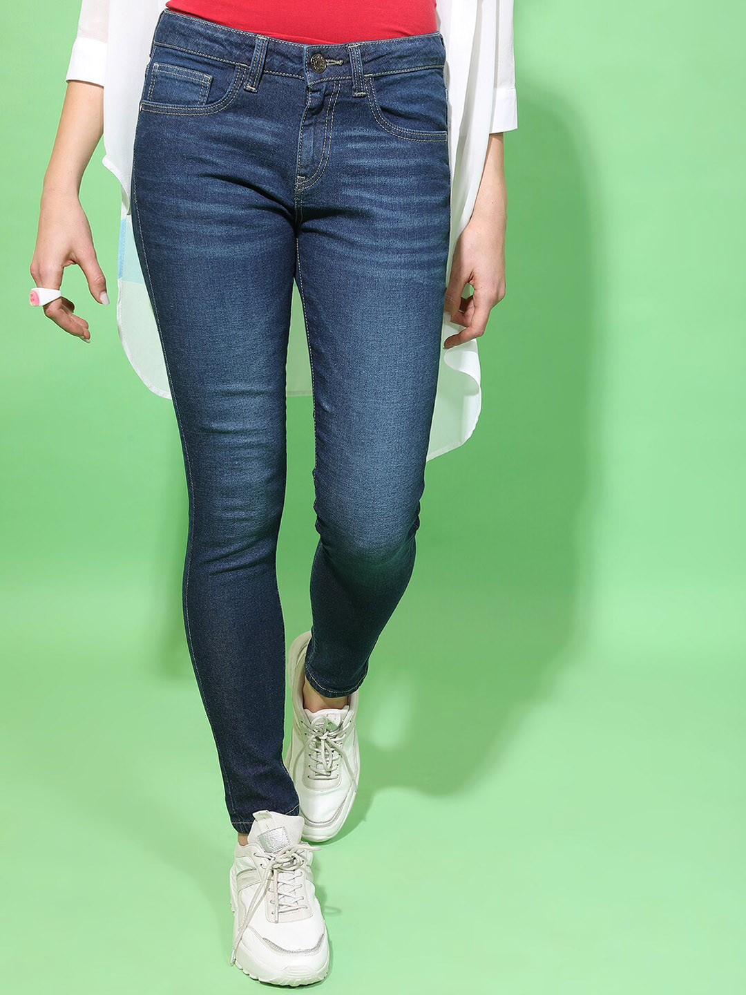 

Tokyo Talkies Women Blue Skinny Fit Light Fade Stretchable Jeans