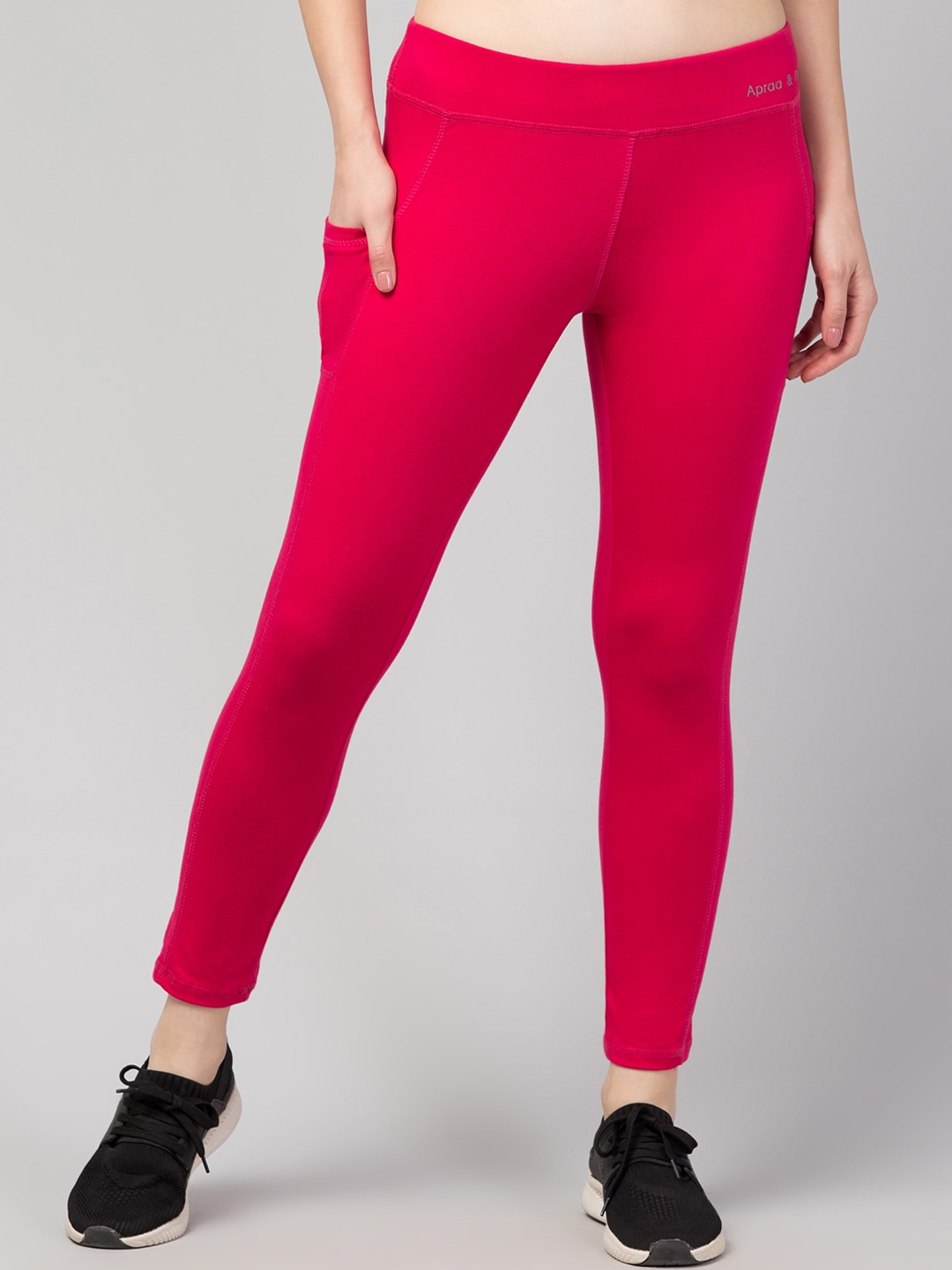 

Apraa & Parma Slim Fit Ankle Length Leggings, Red