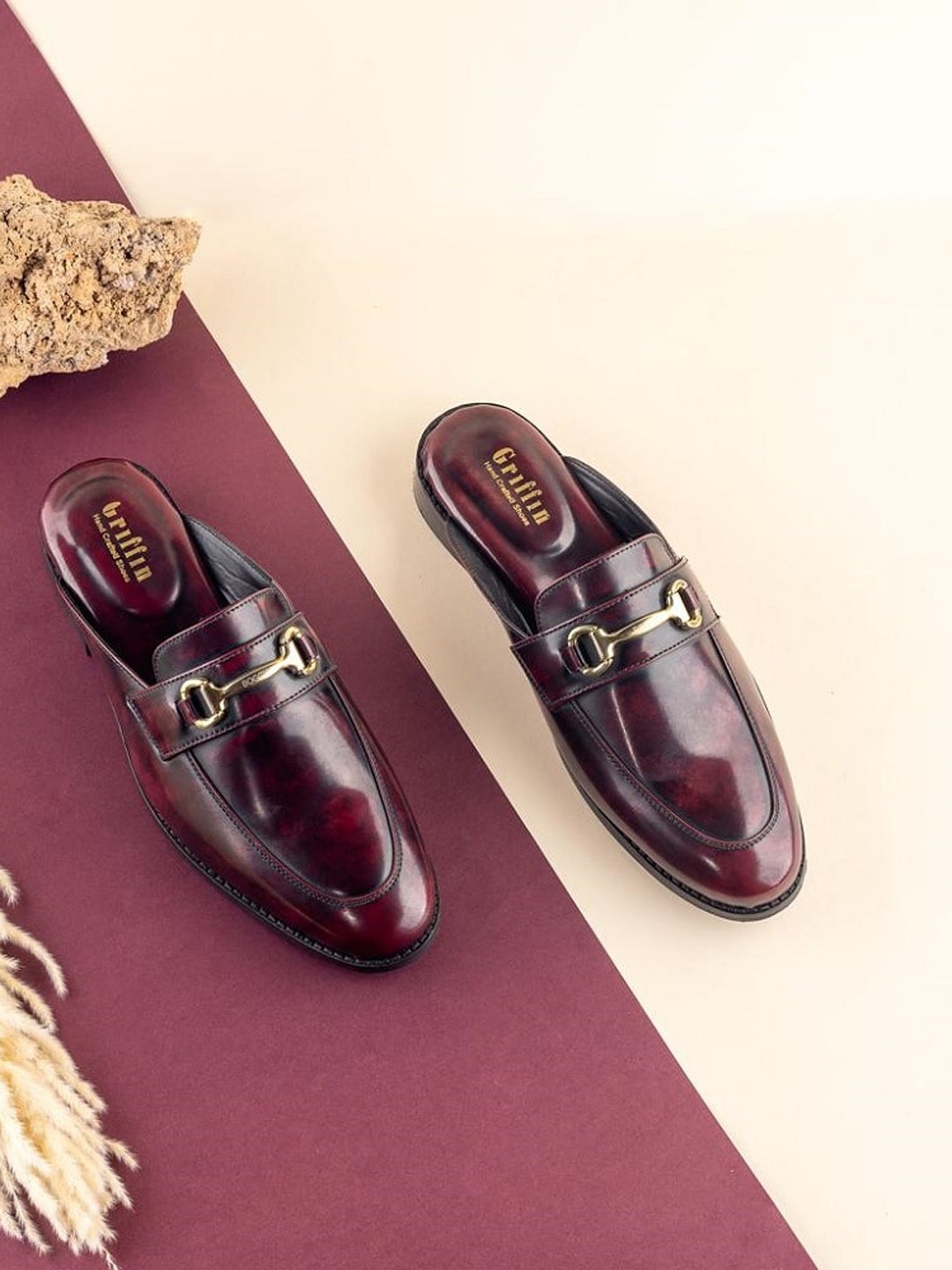

GRIFFIN Men Printed Latex Lined Horsebit Mules, Maroon