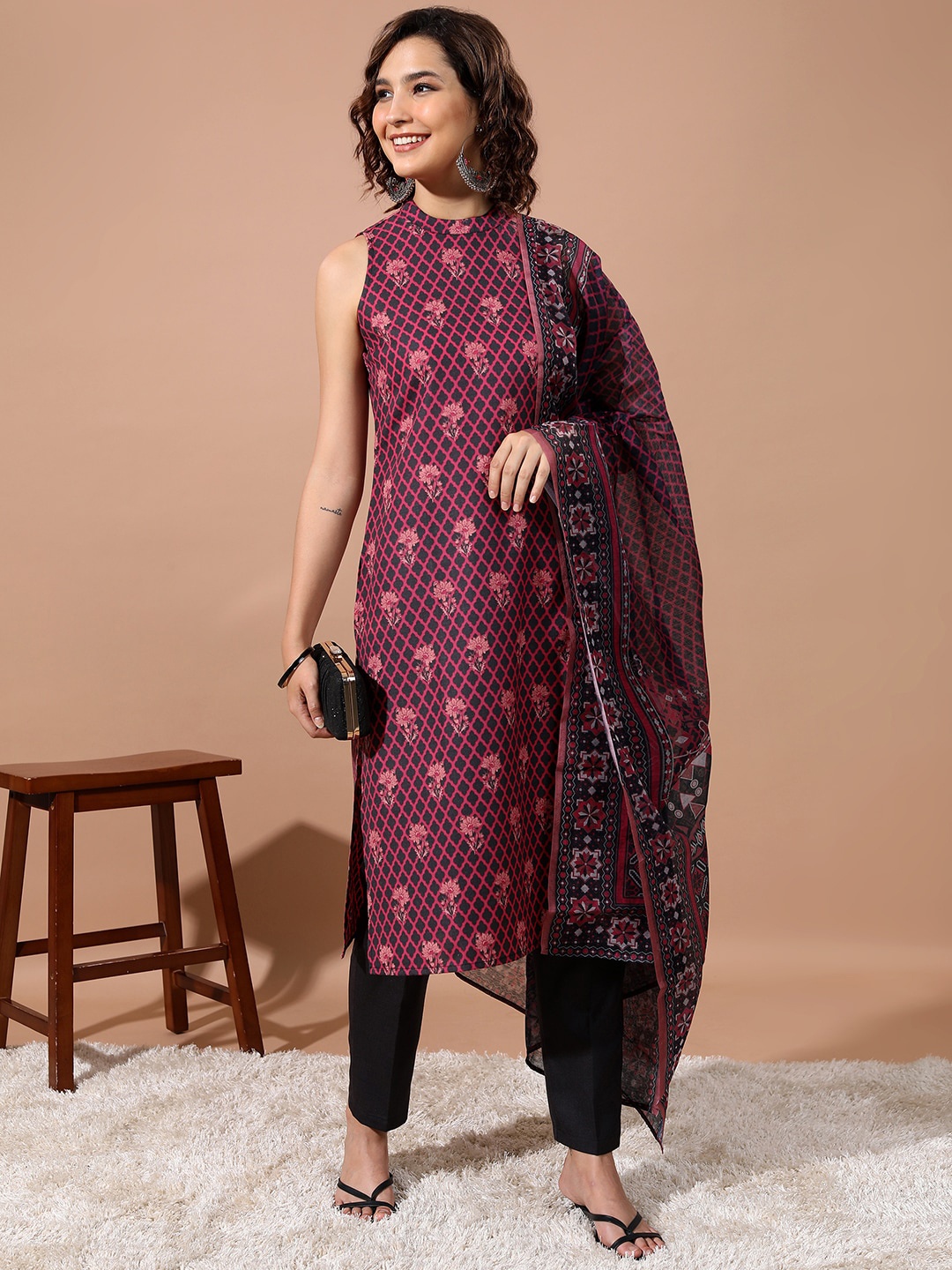 

Vishudh Floral Printed Straight Kurta With Trousers & Dupatta, Charcoal
