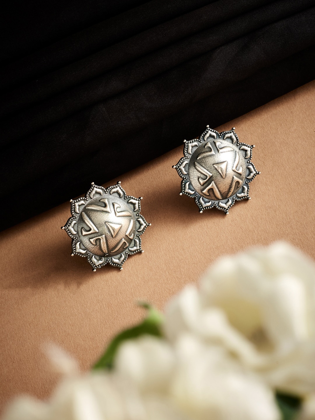 

ATIBELLE Silver Plated Contemporary Studs Earrings