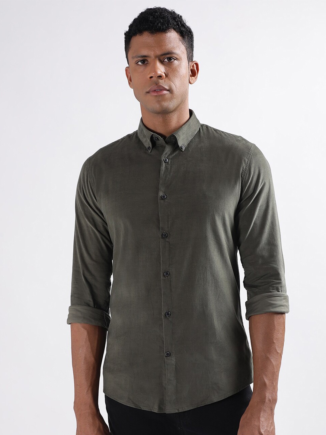 

LINDBERGH Slim Fit Button-Down Collar Opaque Casual Shirt, Olive